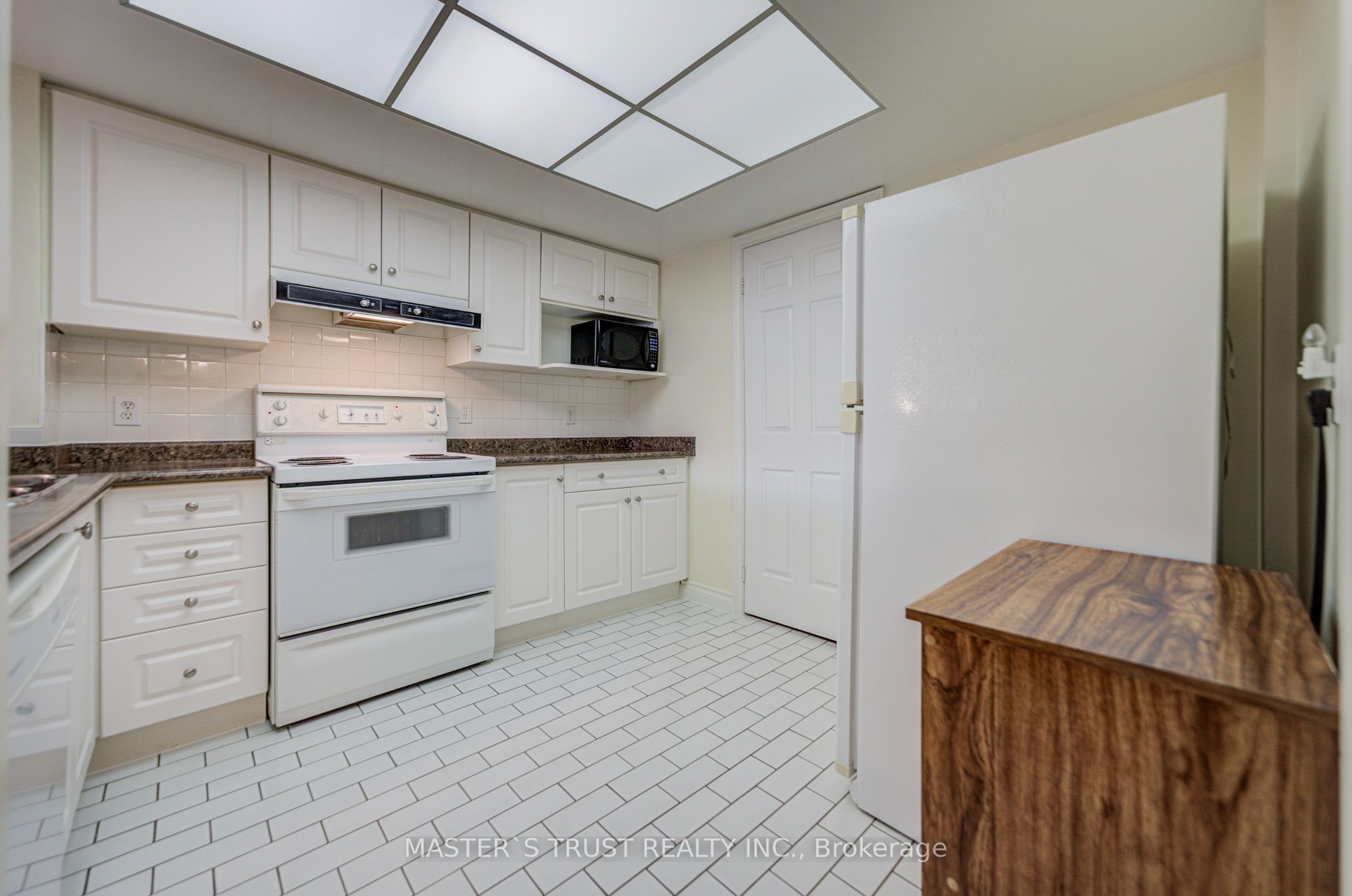 1200 Don Mills Road 614 Property Photo 15