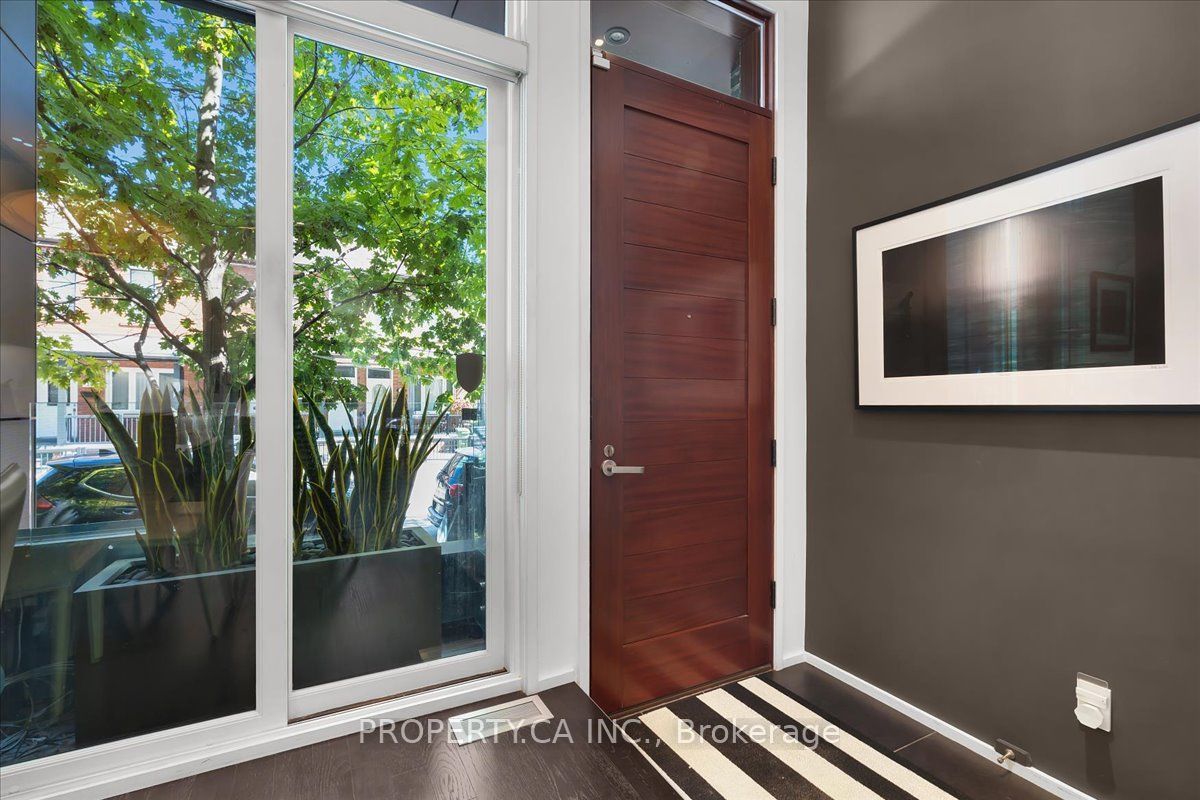 244 Manning Avenue Property Photo 4