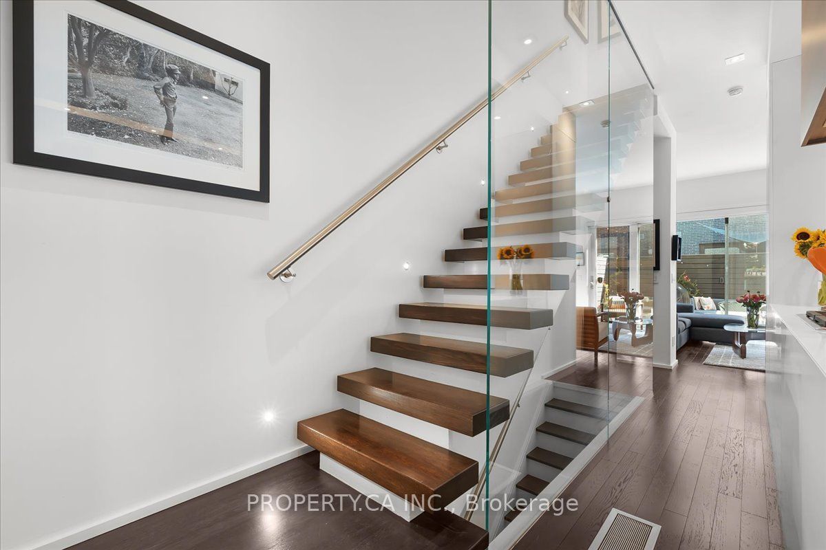 244 Manning Avenue Property Photo 14