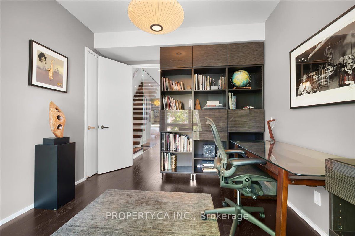 244 Manning Avenue Property Photo 22