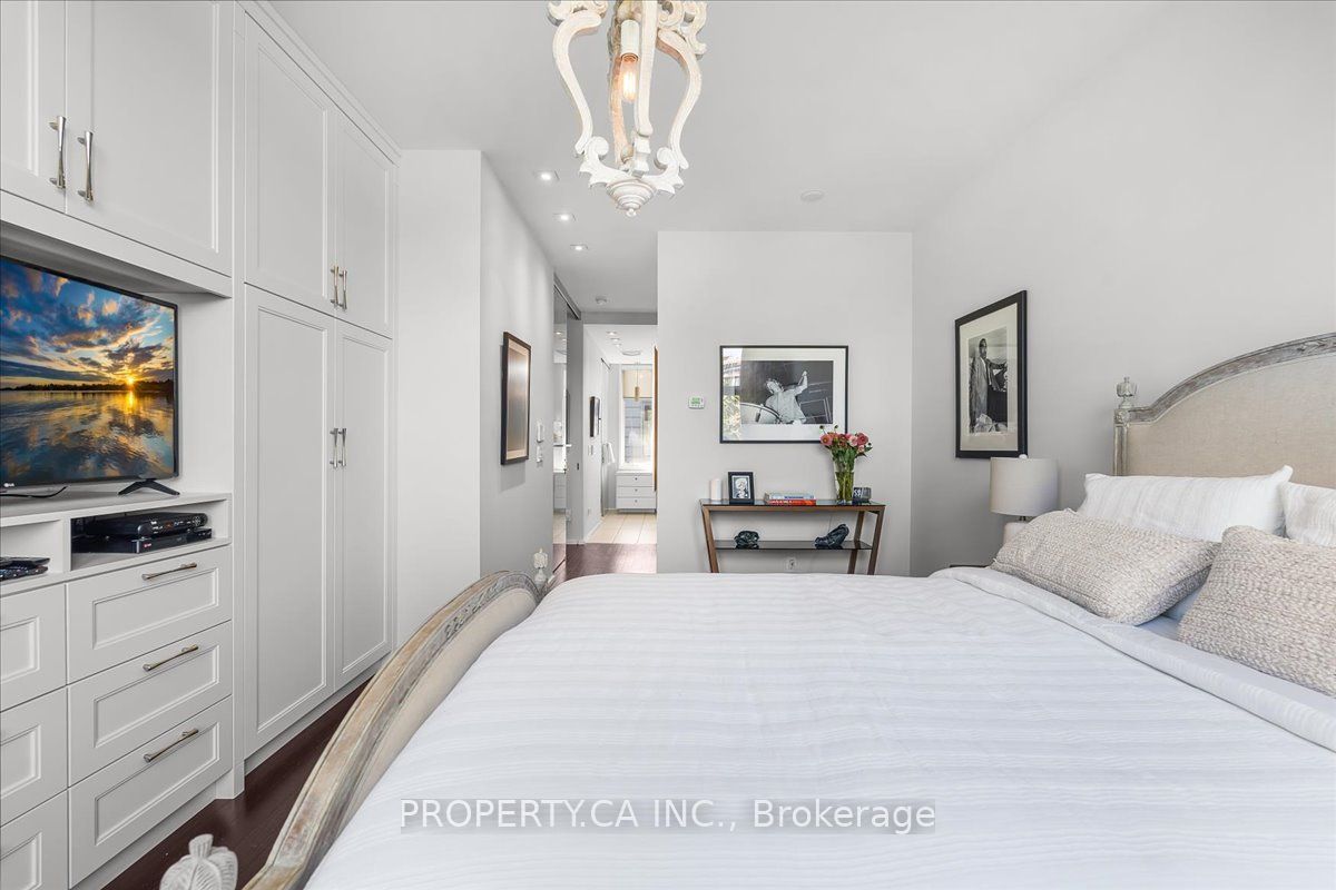 244 Manning Avenue Property Photo 26