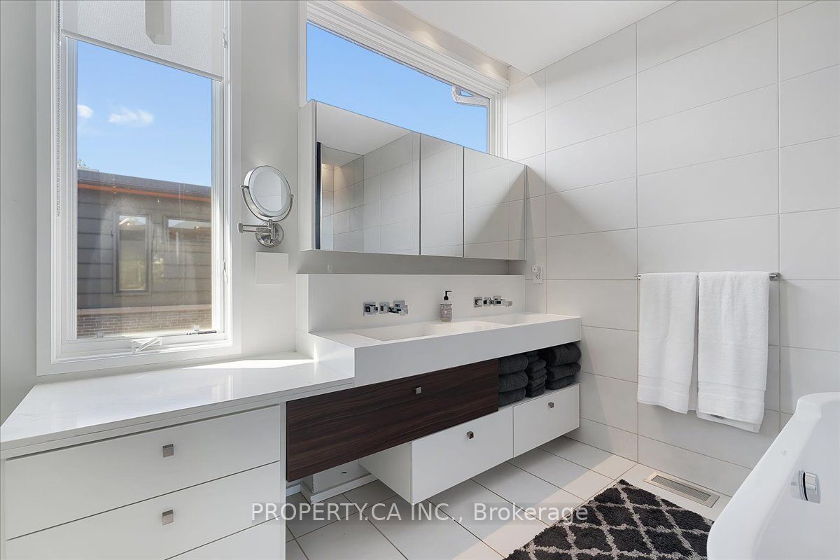 244 Manning Avenue Property Photo 30