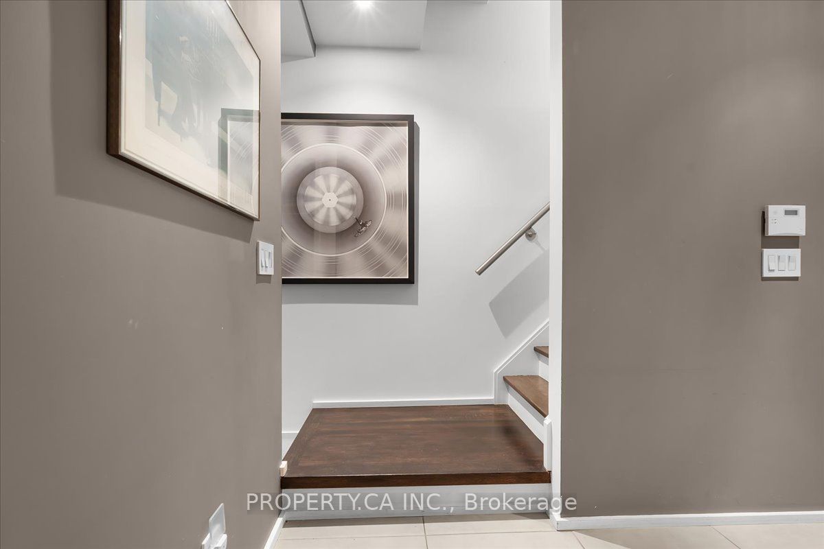 244 Manning Avenue Property Photo 35