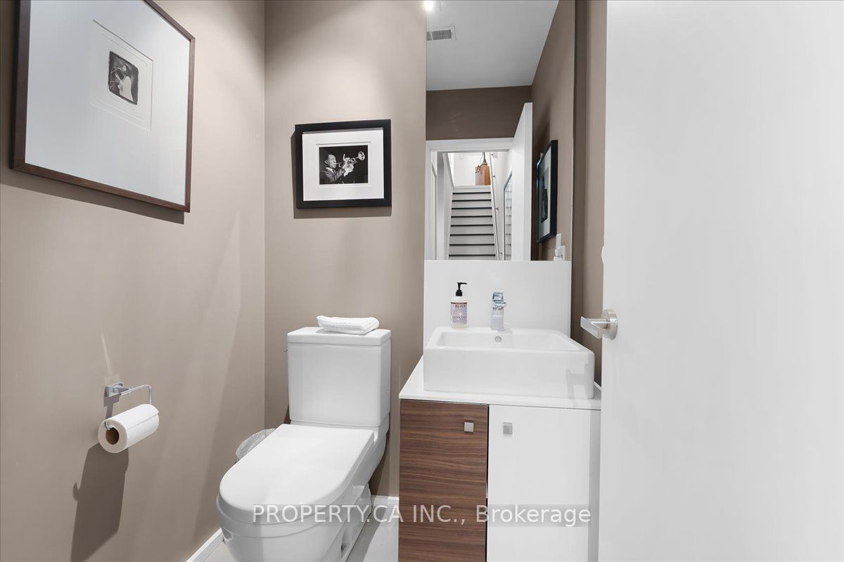 244 Manning Avenue Property Photo 37