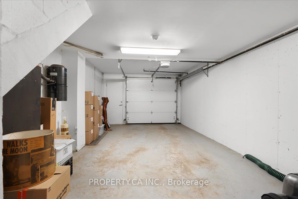 244 Manning Avenue Property Photo 38
