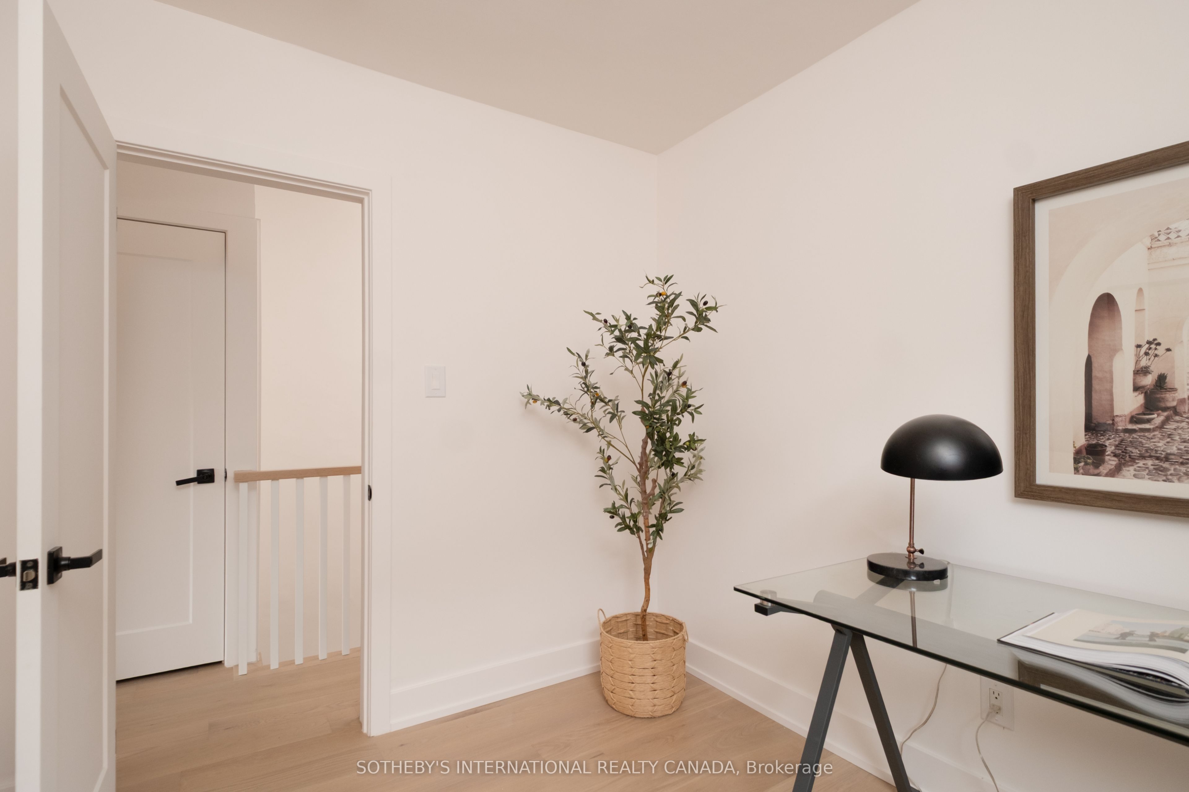 18 Thurston Road Property Photo 33