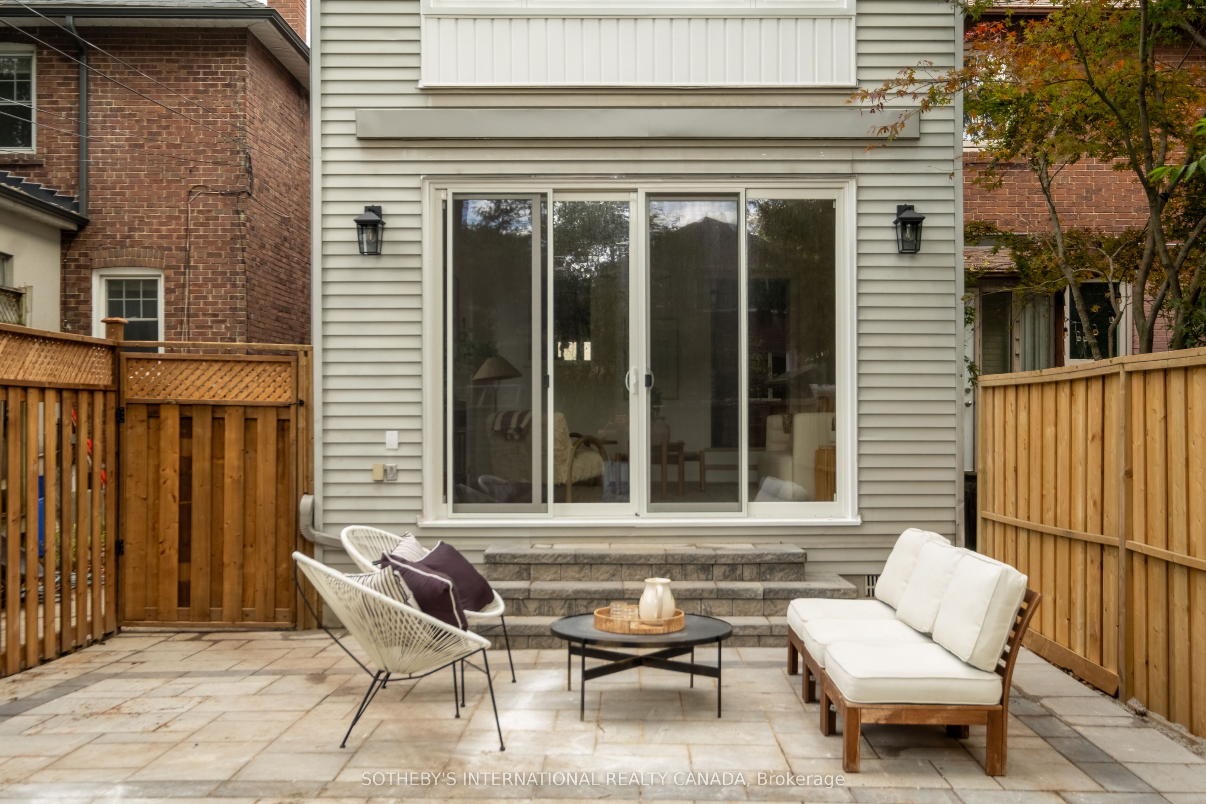 18 Thurston Road Property Photo 40