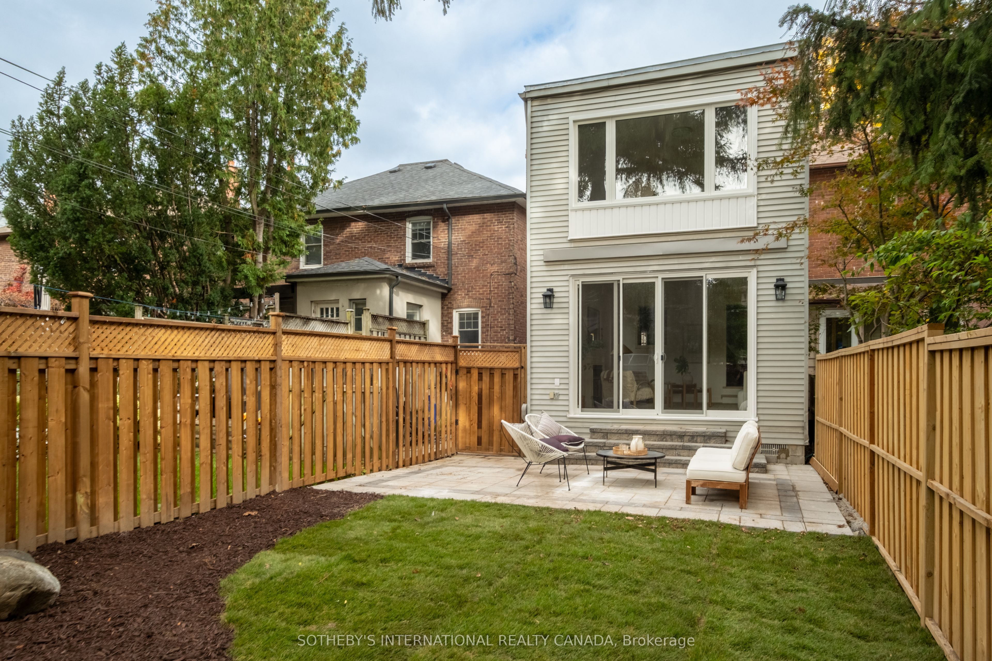 18 Thurston Road Property Photo 42