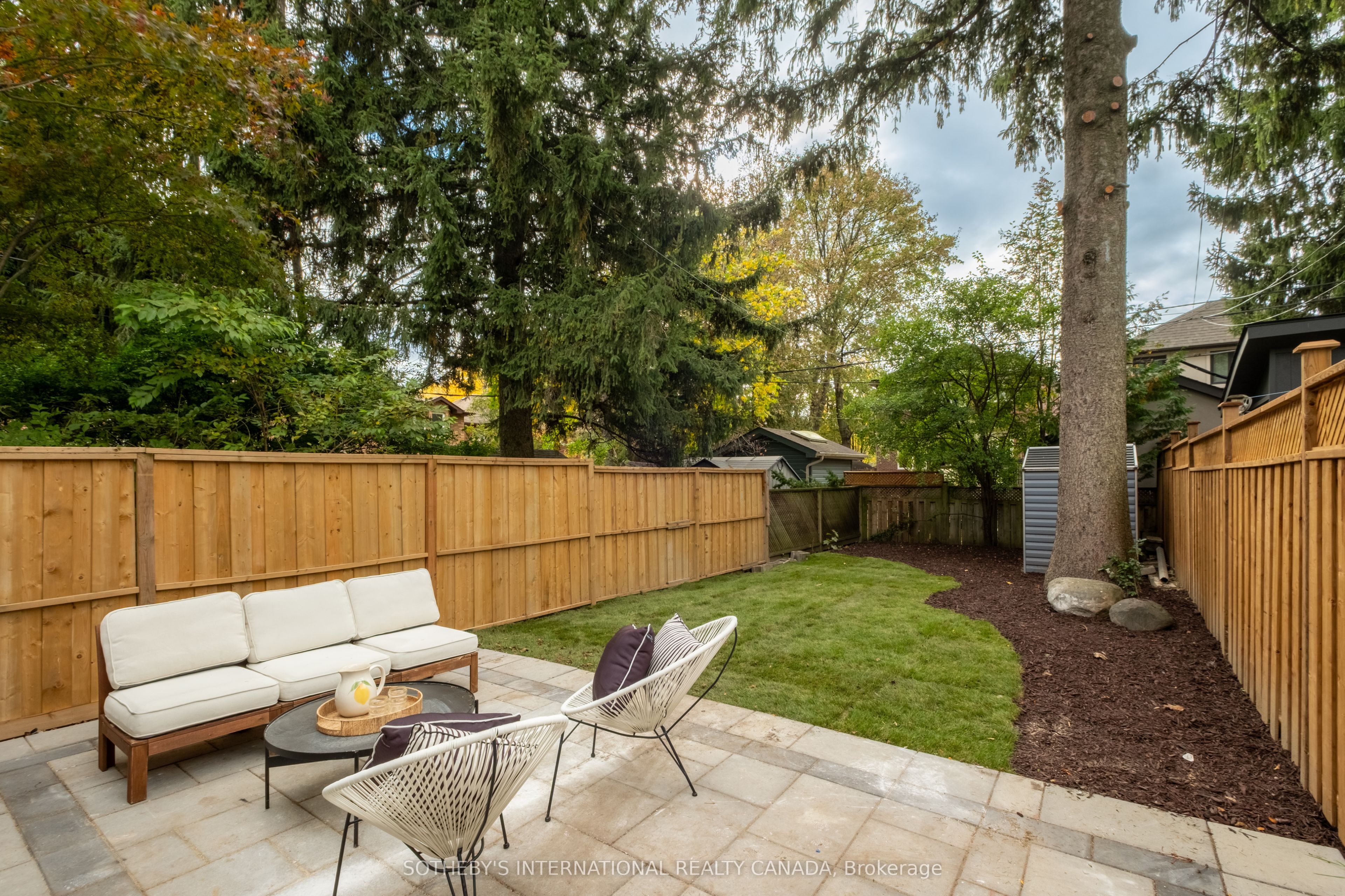 18 Thurston Road Property Photo 43