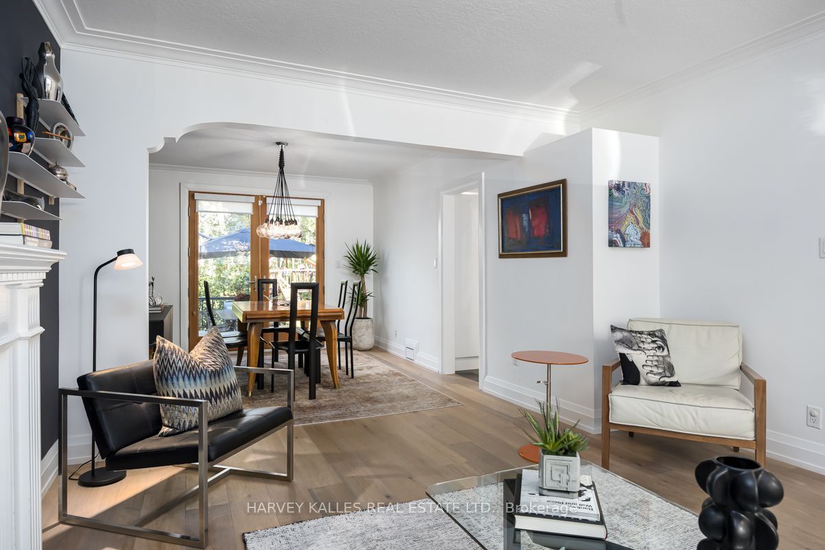42 Raeburn Avenue Property Photo 9