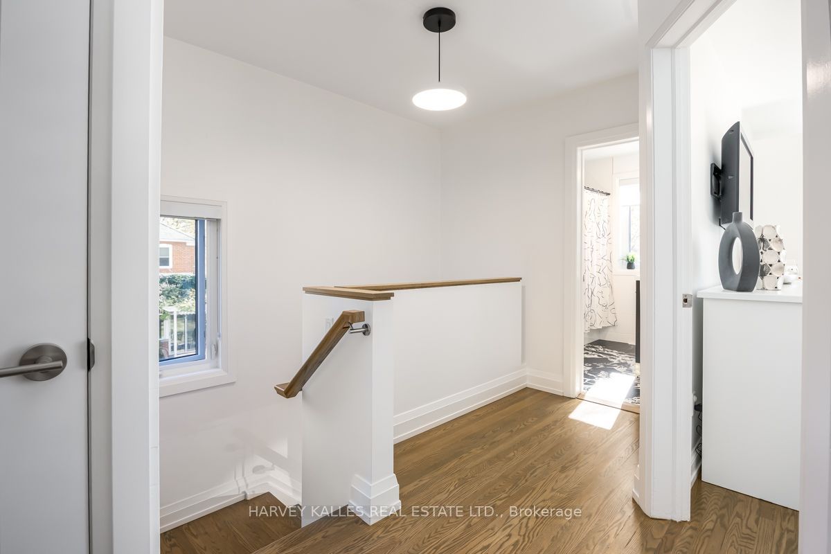 42 Raeburn Avenue Property Photo 16