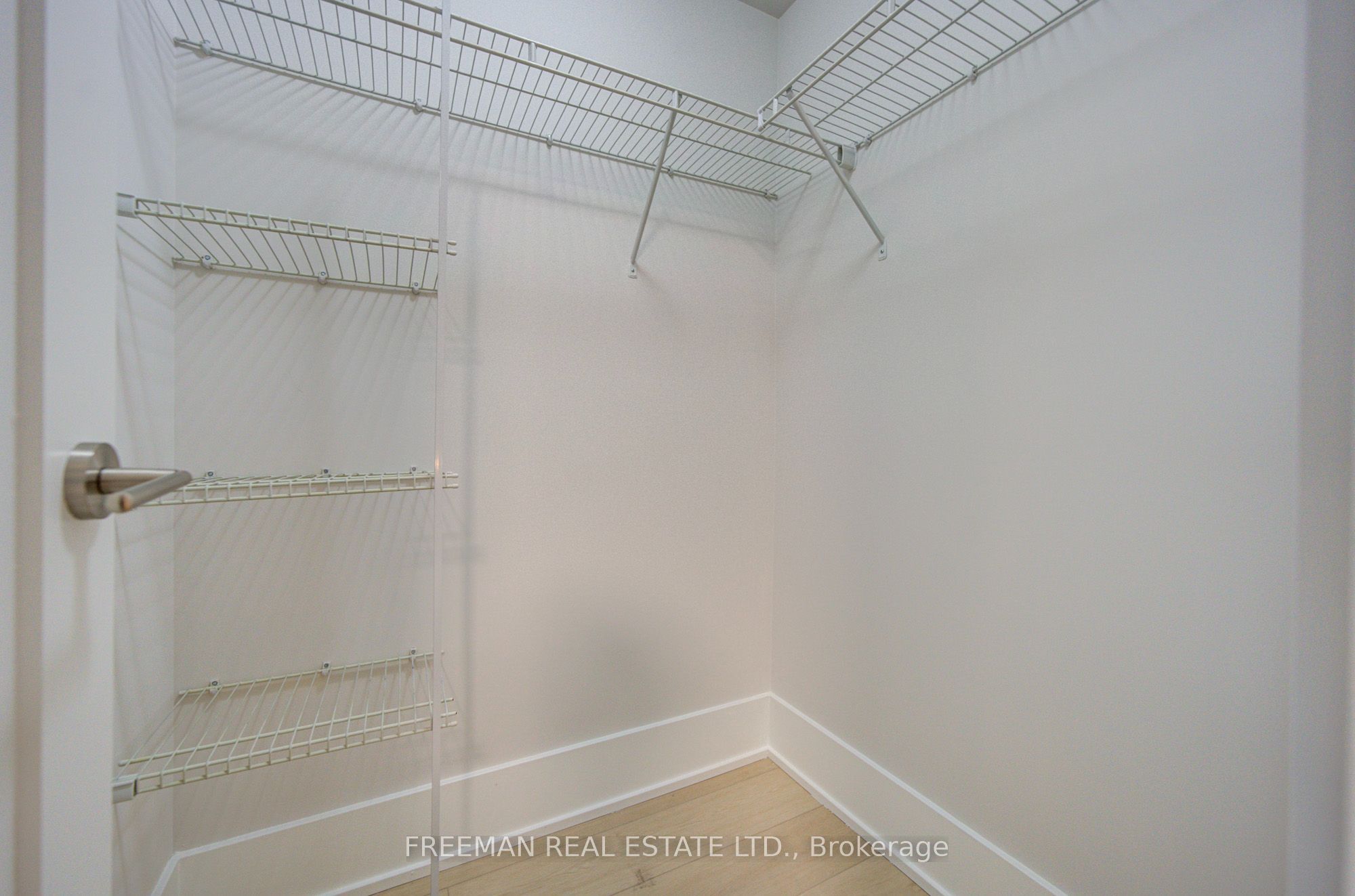300 Front Street W 709 Property Photo 18