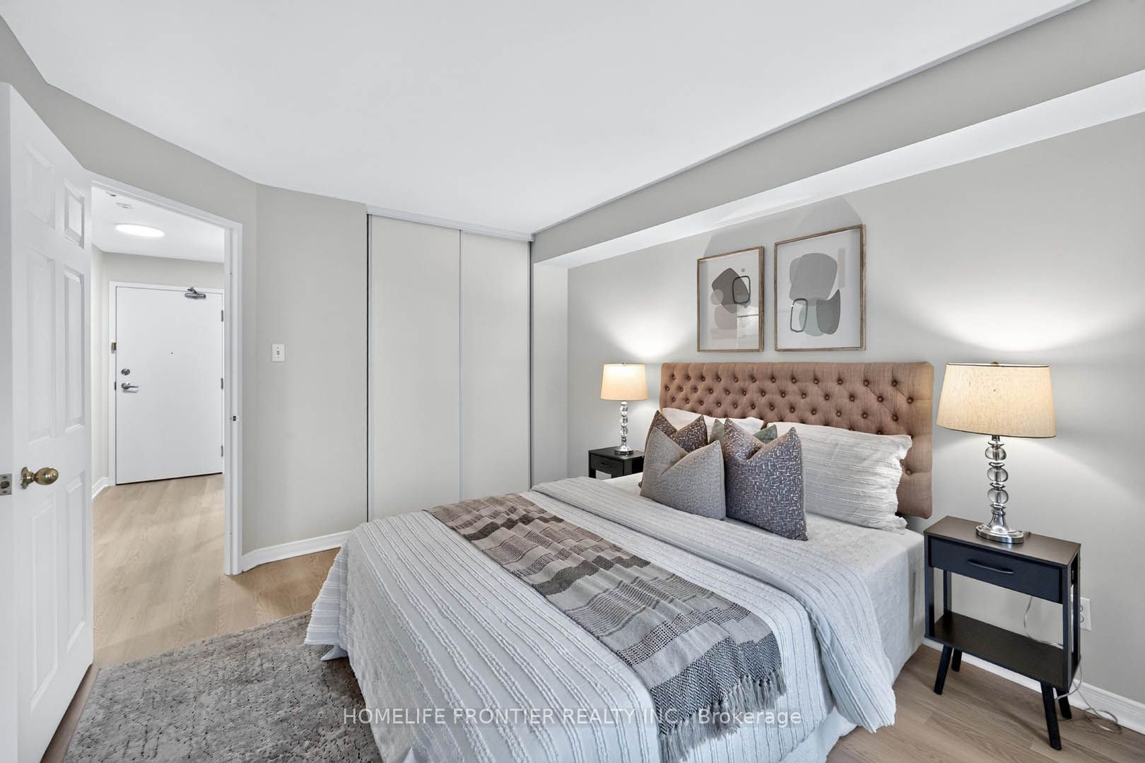 801 King Street 608 Property Photo 12