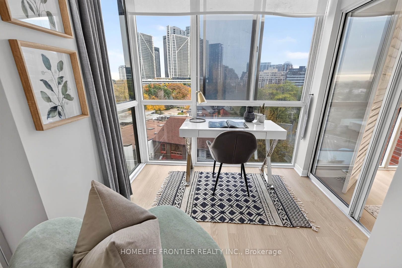 801 King Street 608 Property Photo 14