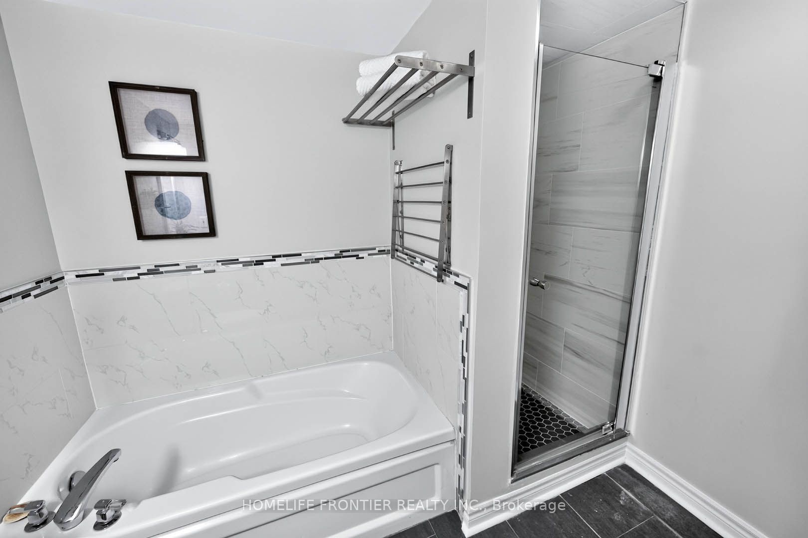 801 King Street 608 Property Photo 16