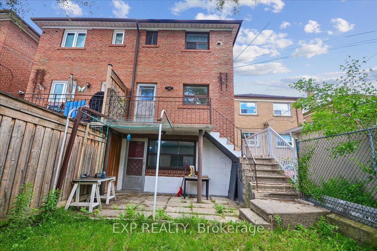 346 Westmount Avenue Property Photo 12