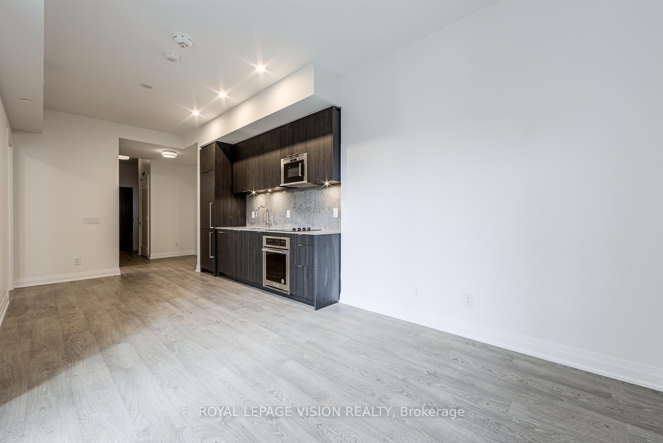 280 Howland Avenue 301 Property Photo 15
