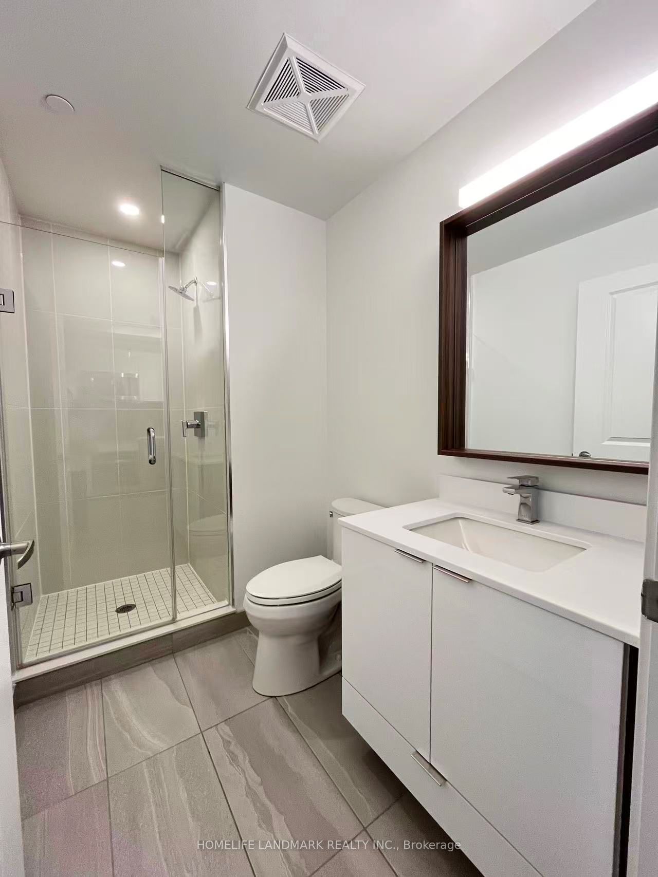 543 Richmond Street W 814 Property Photo 8