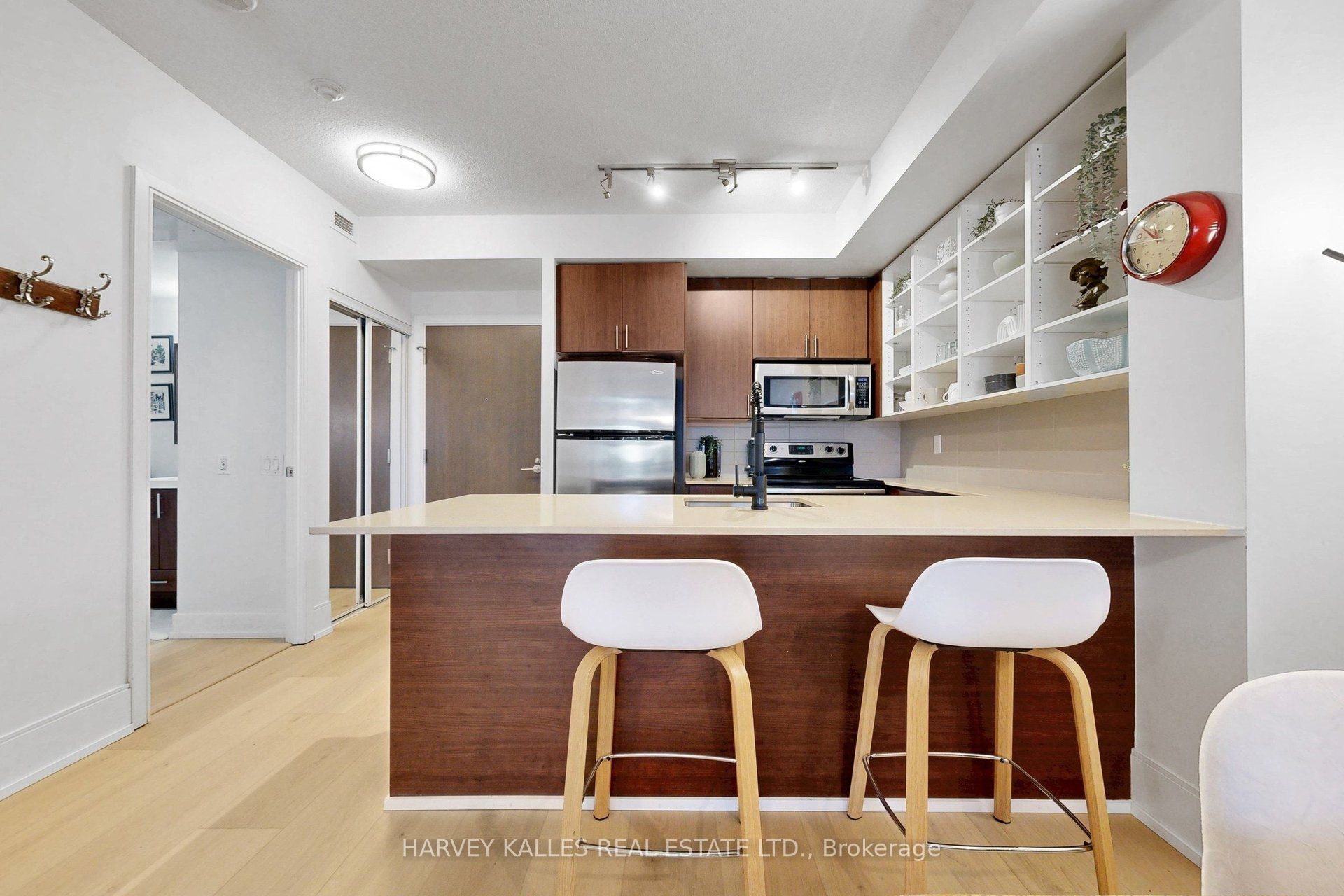 560 Front Street W 608 Property Photo 19