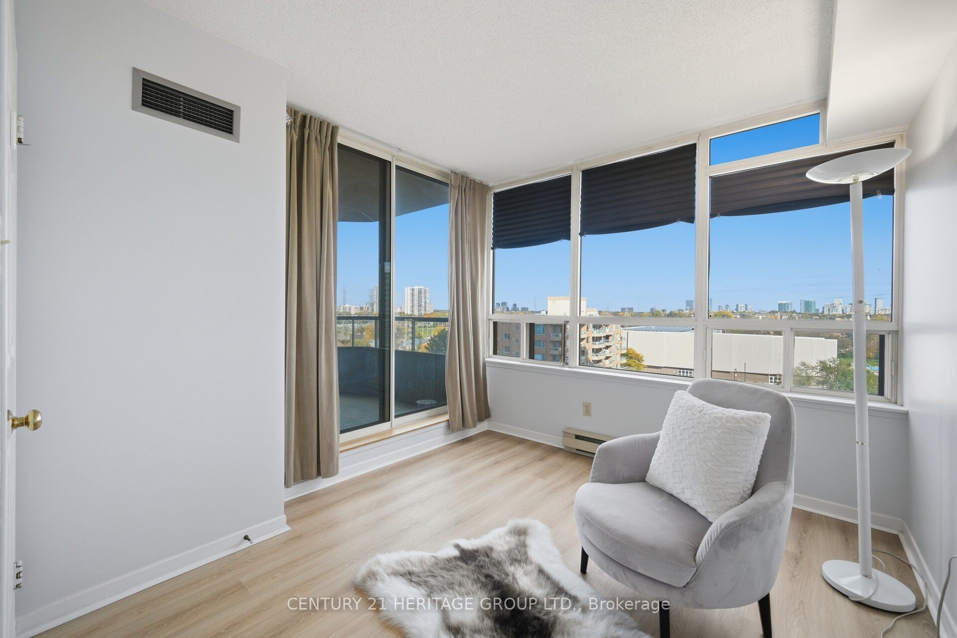 10 Torresdale Avenue 910 Property Photo 16