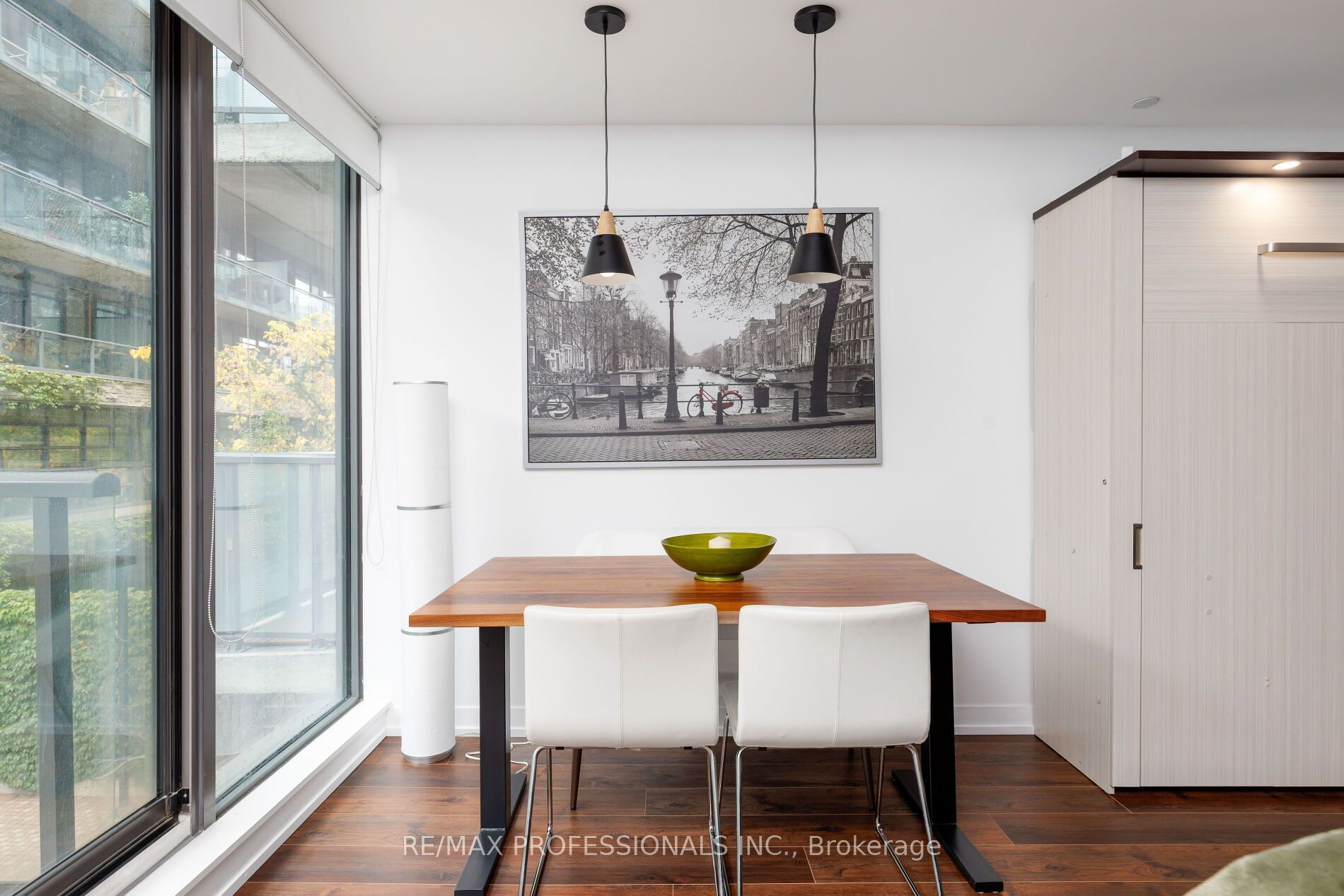 560 King Street W 226 Property Photo 14