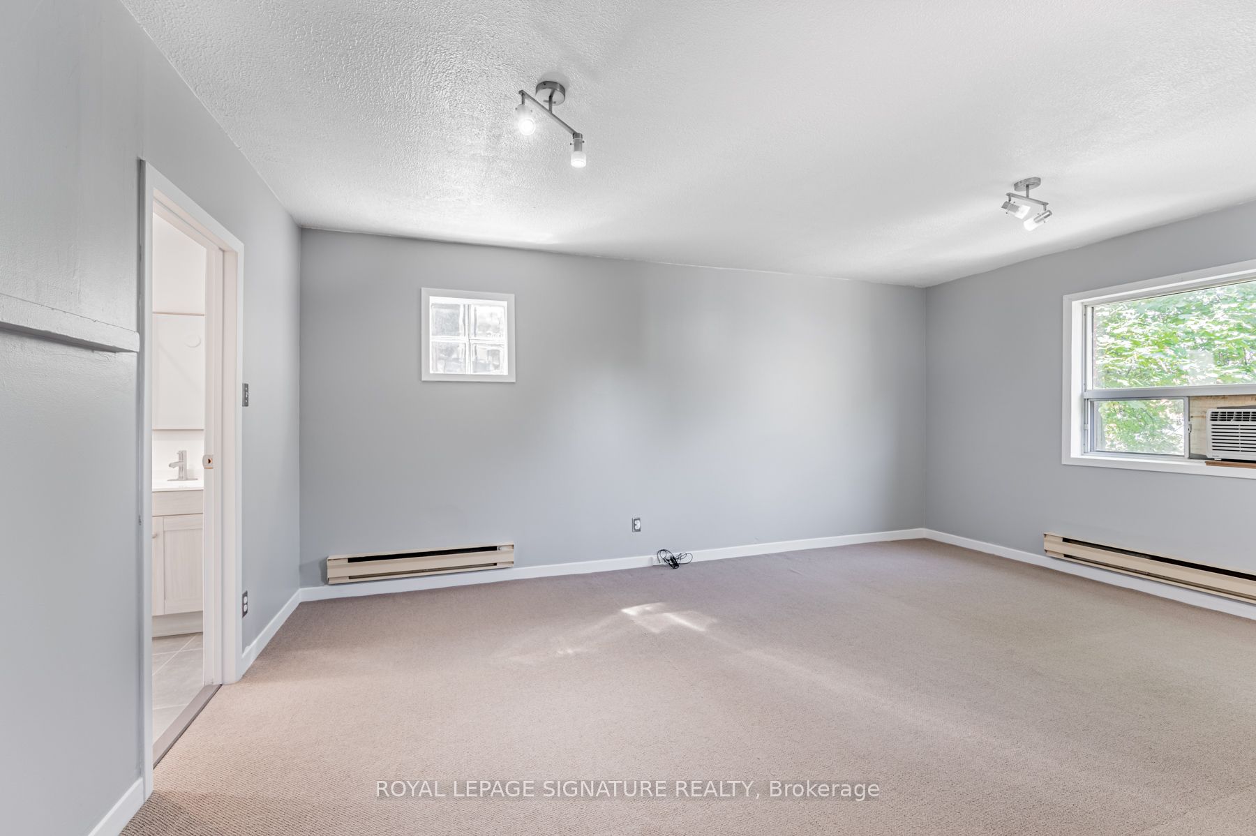 388 Palmerston Boulevard 2a Property Photo 12