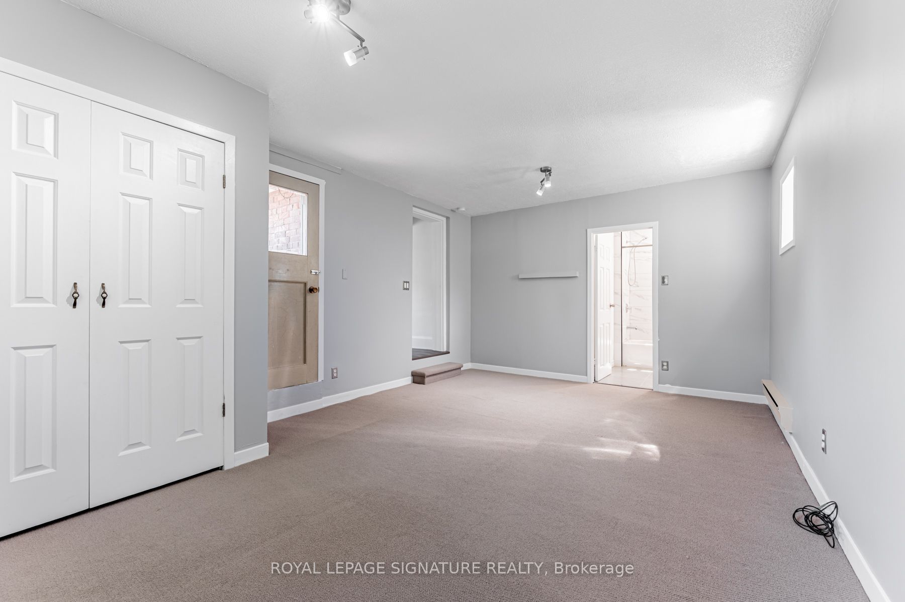 388 Palmerston Boulevard 2a Property Photo 16