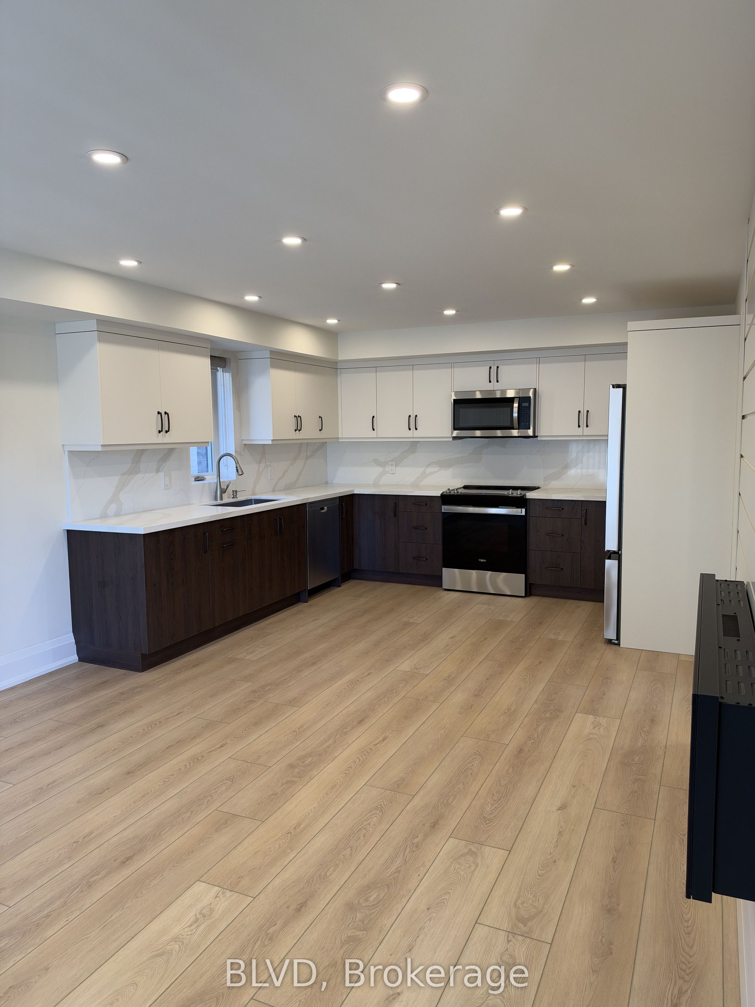 76 Burndale Avenue 4 Property Photo 2