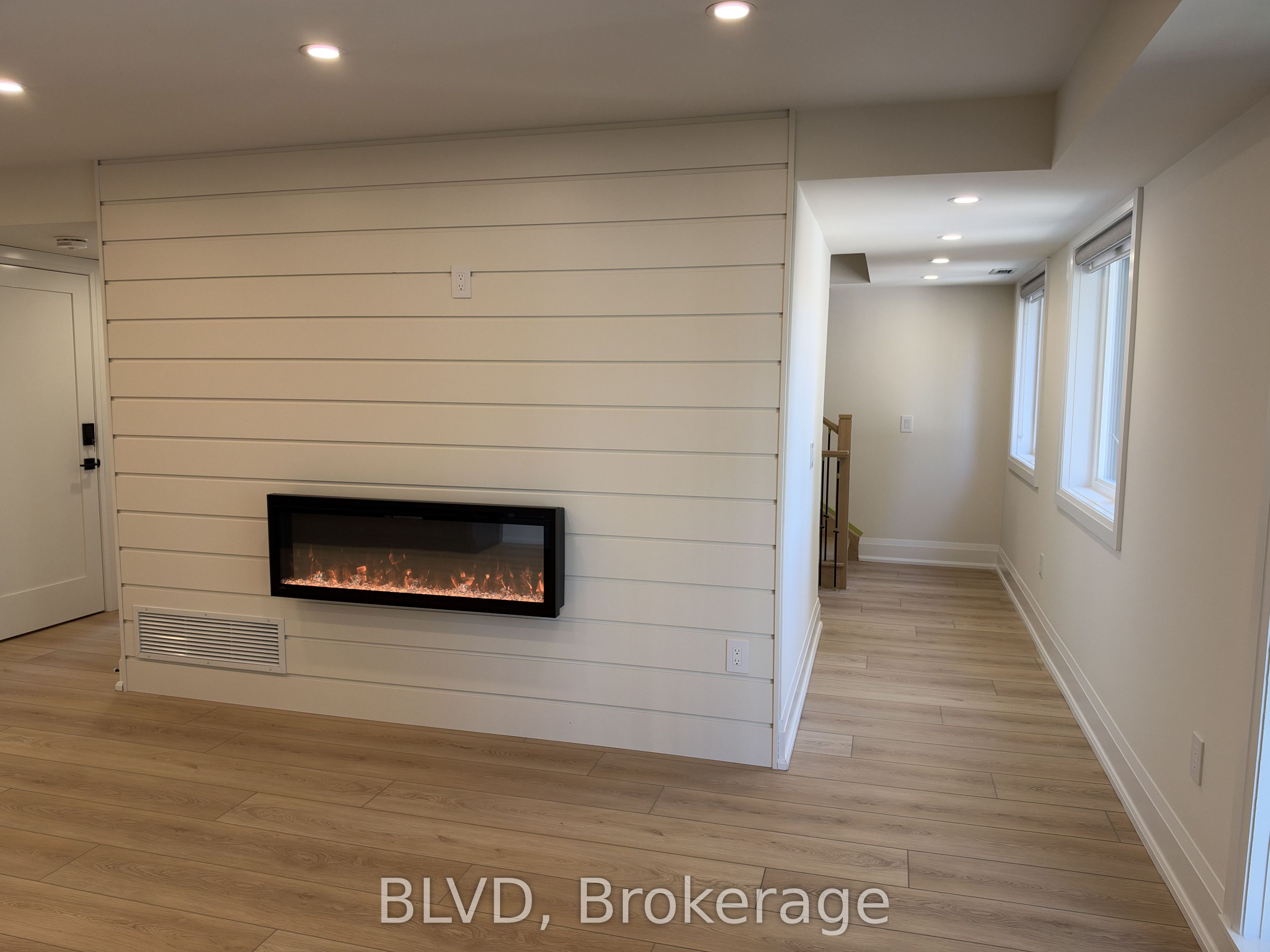 76 Burndale Avenue 4 Property Photo 4