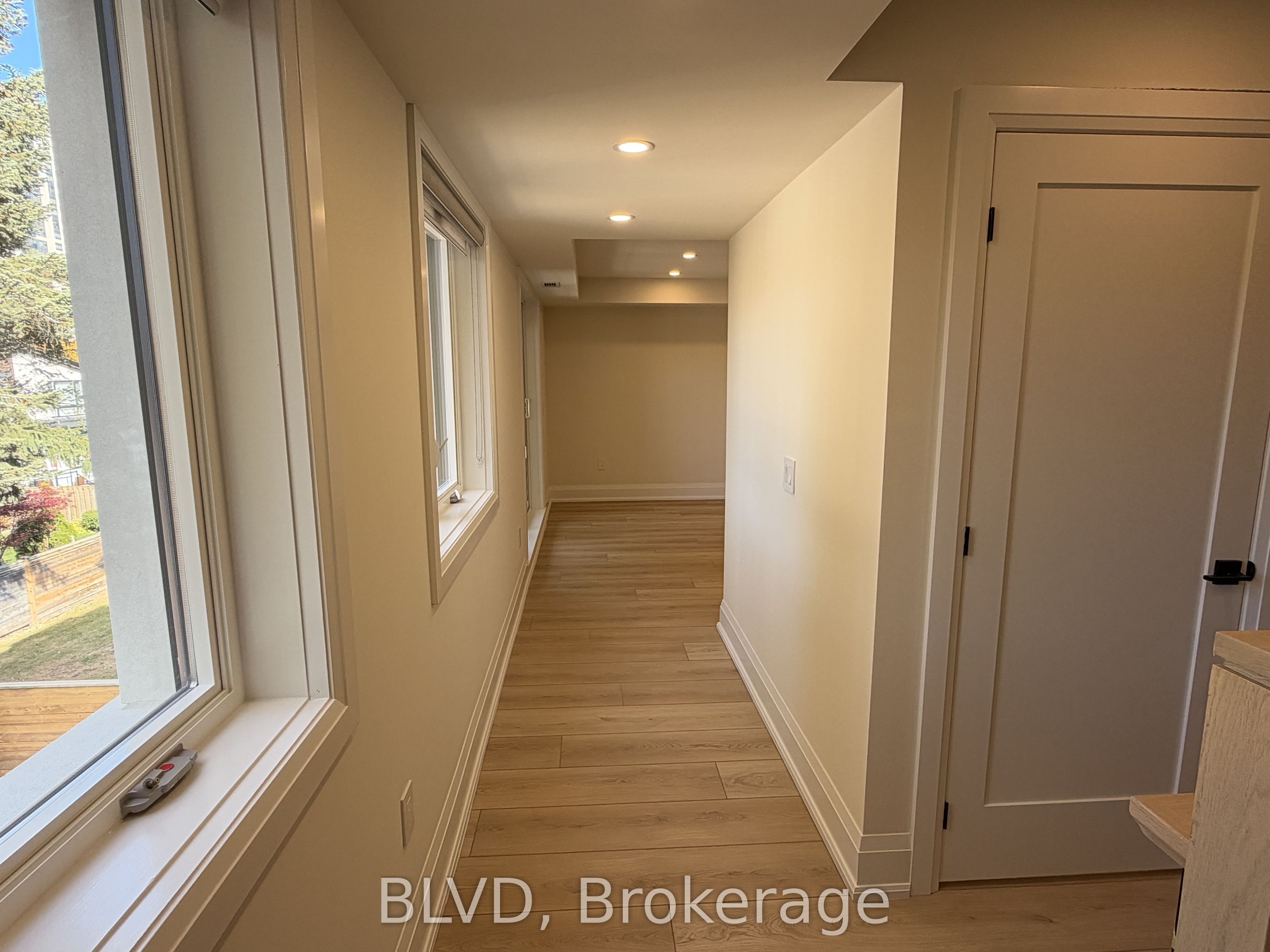 76 Burndale Avenue 4 Property Photo 10