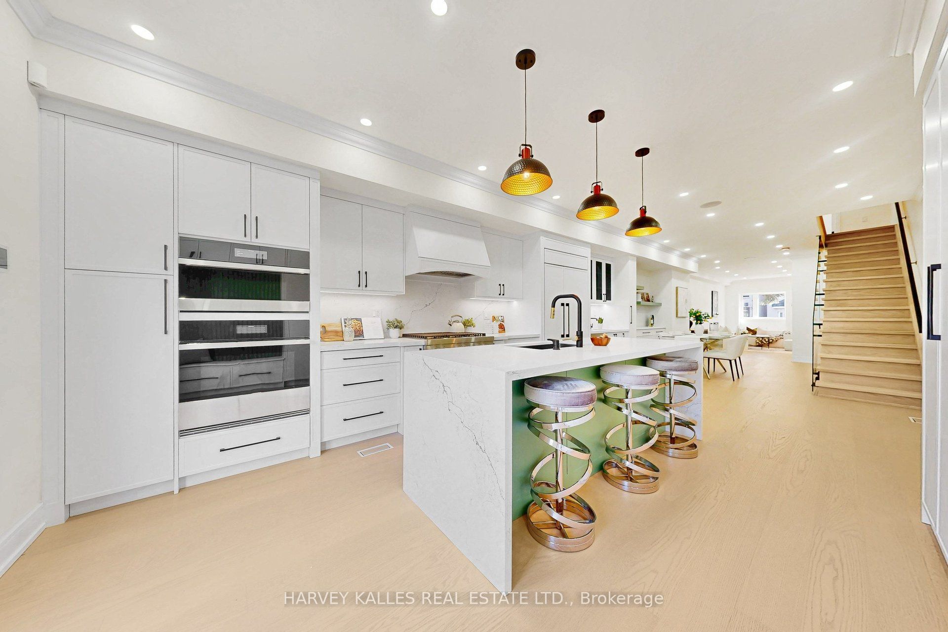 262 Euclid Avenue Property Photo 16