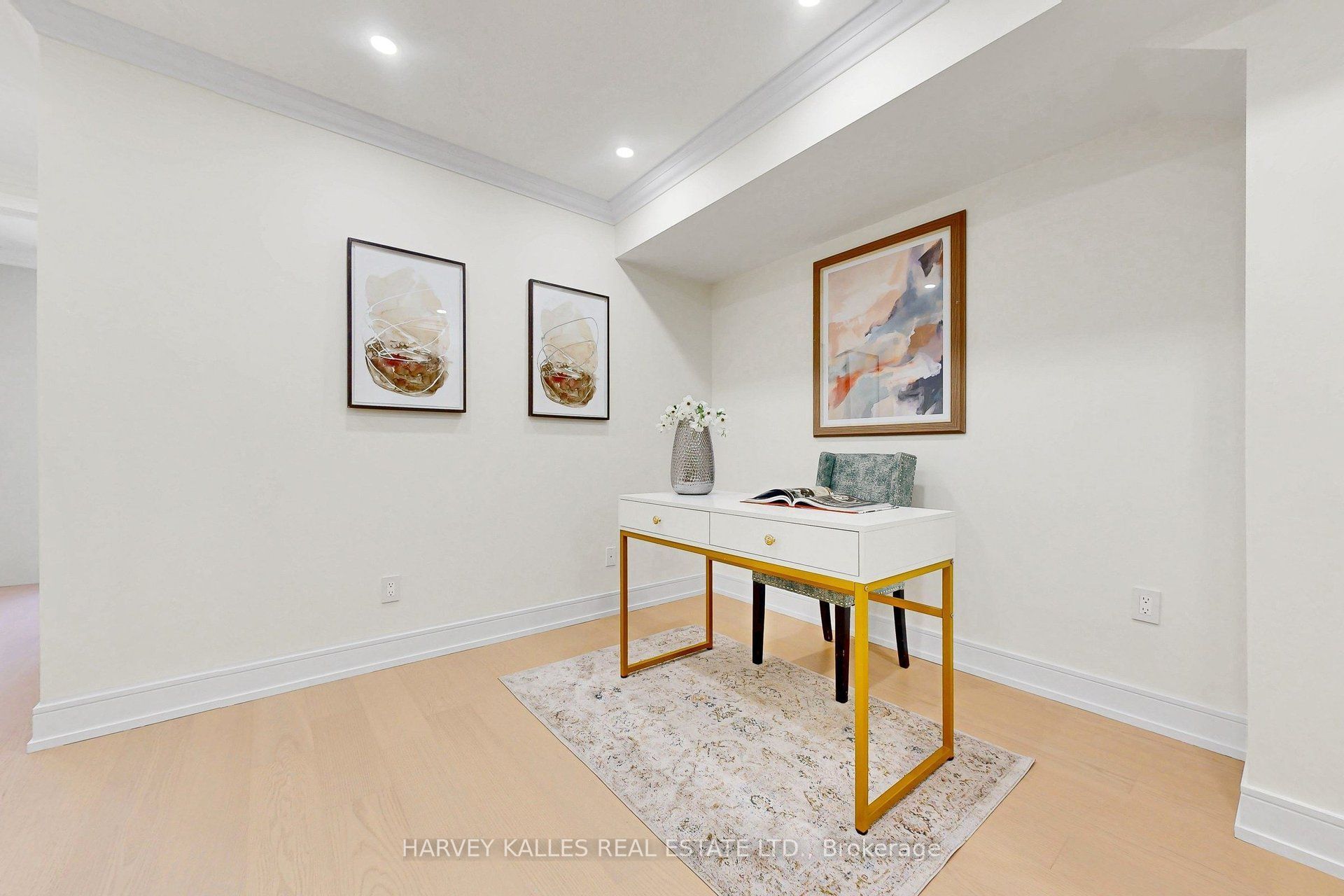 262 Euclid Avenue Property Photo 18