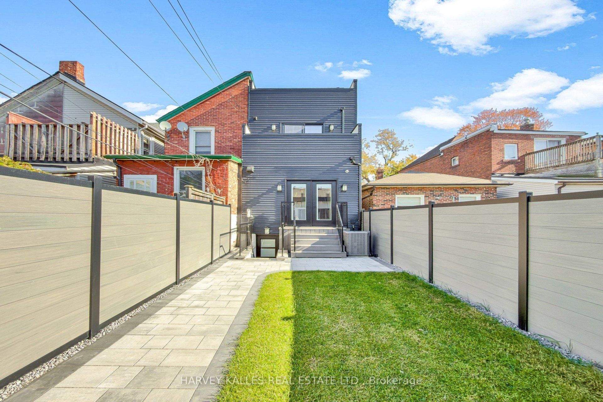 262 Euclid Avenue Property Photo 45
