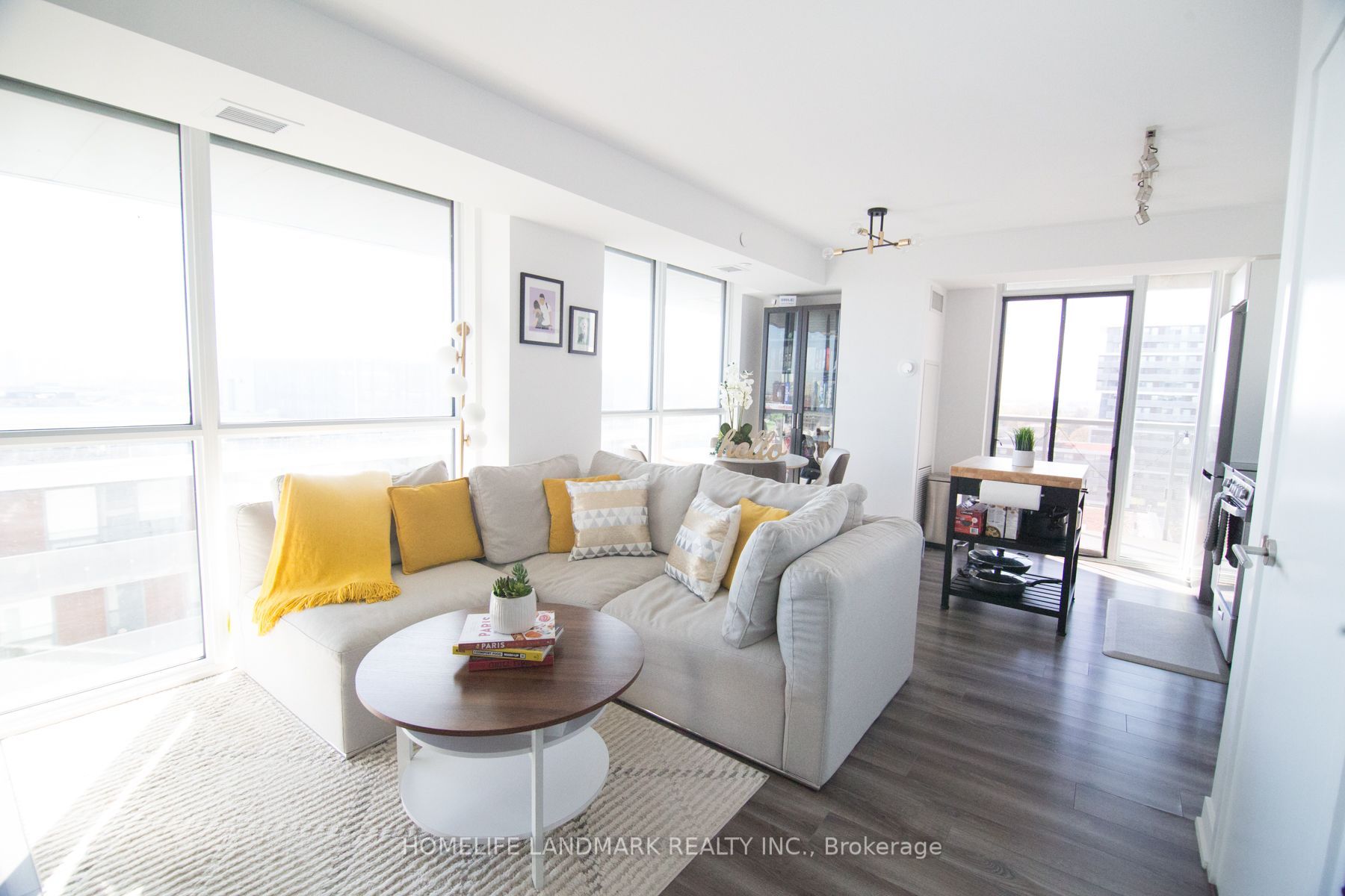 120 Varna Drive 1017 Property Photo 1