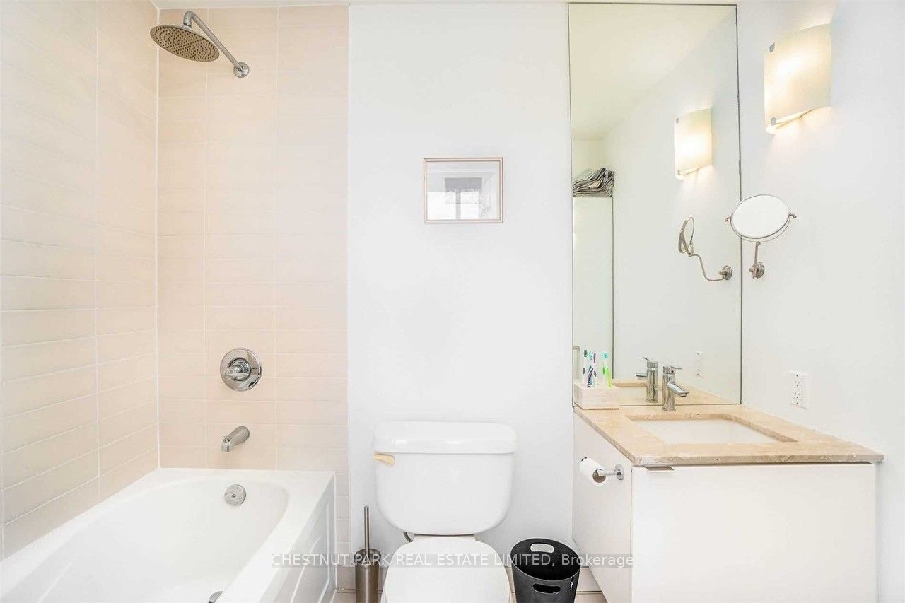 33 Mill Street 1608 Property Photo 15