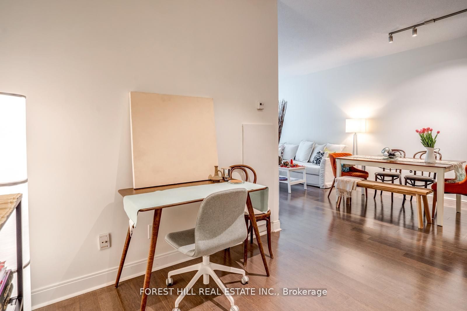 21 Scollard Street 103 Property Photo 15