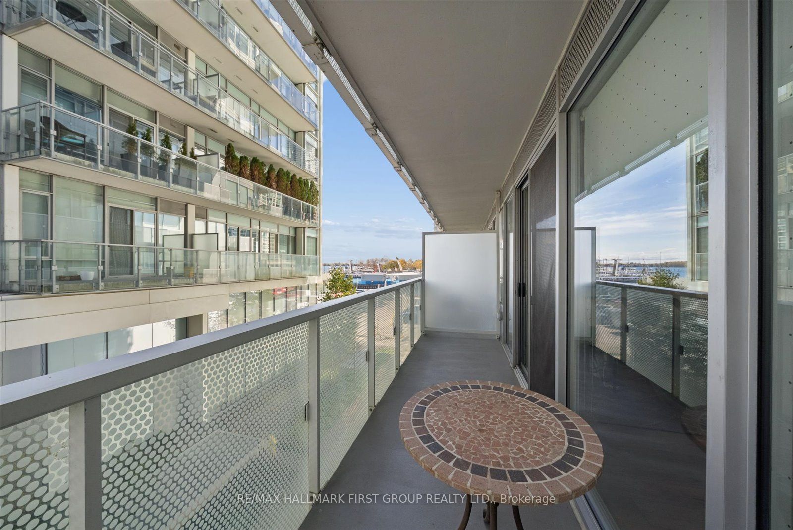 15 Queens Quay E 208 Property Photo 22