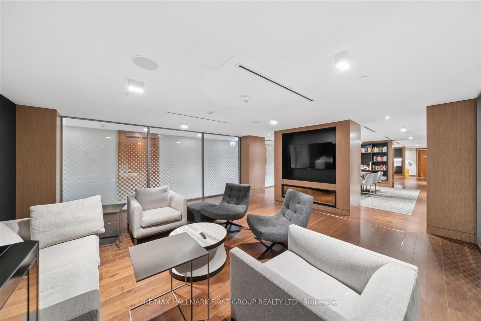 15 Queens Quay E 208 Property Photo 25