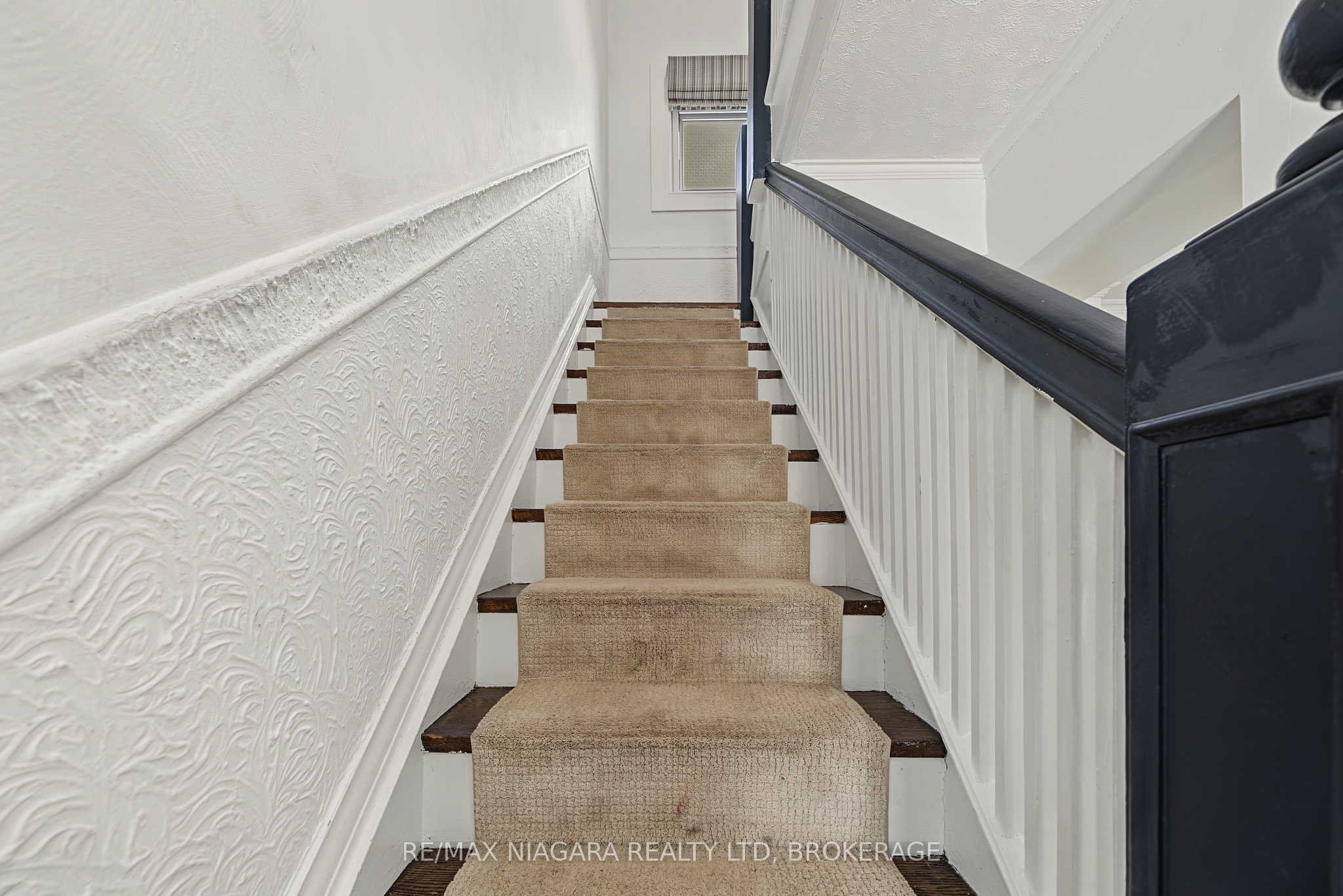 38 Yonge Boulevard Property Photo 23