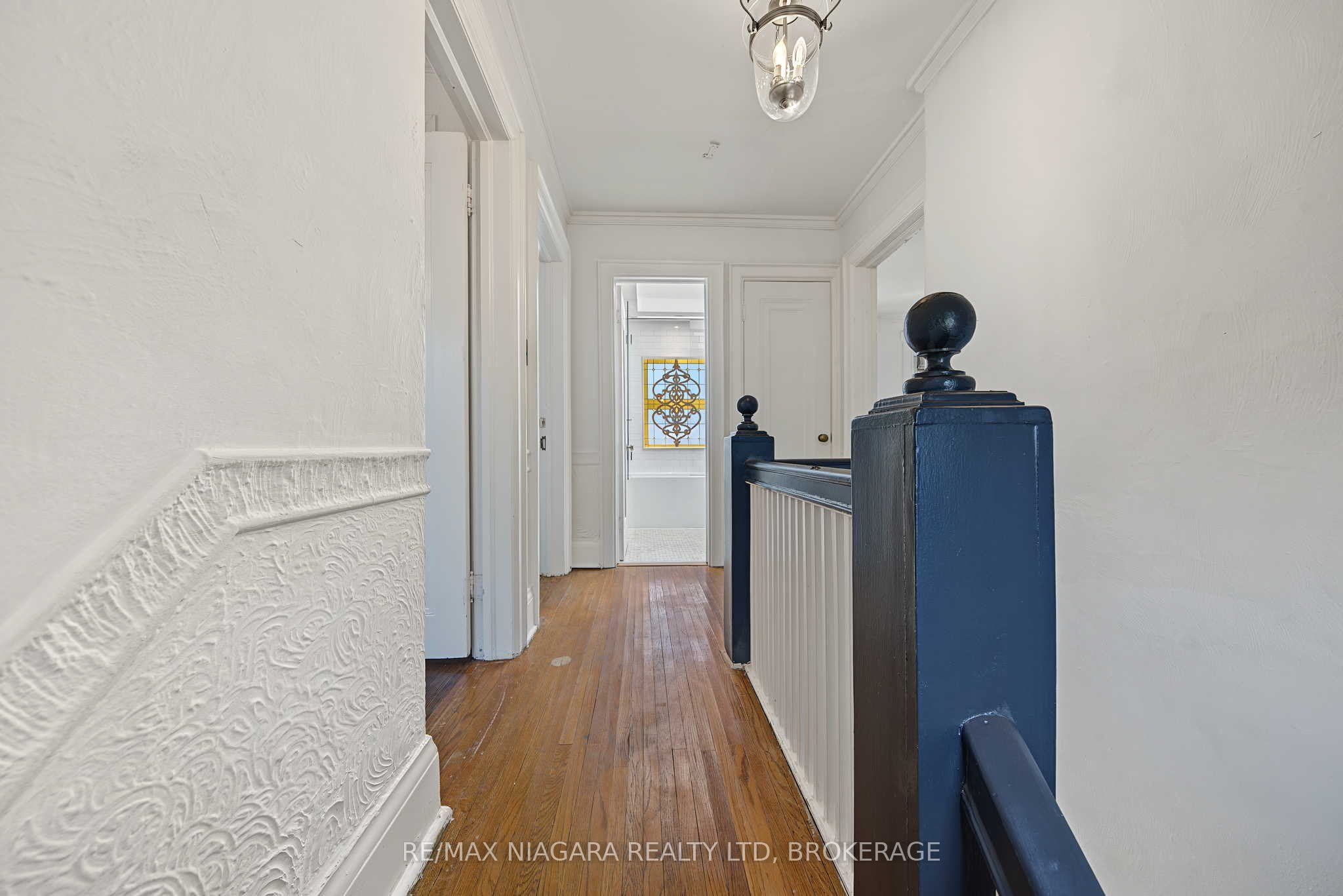 38 Yonge Boulevard Property Photo 24