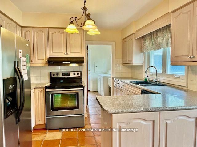 26 Manorcrest Drive Property Photo 2