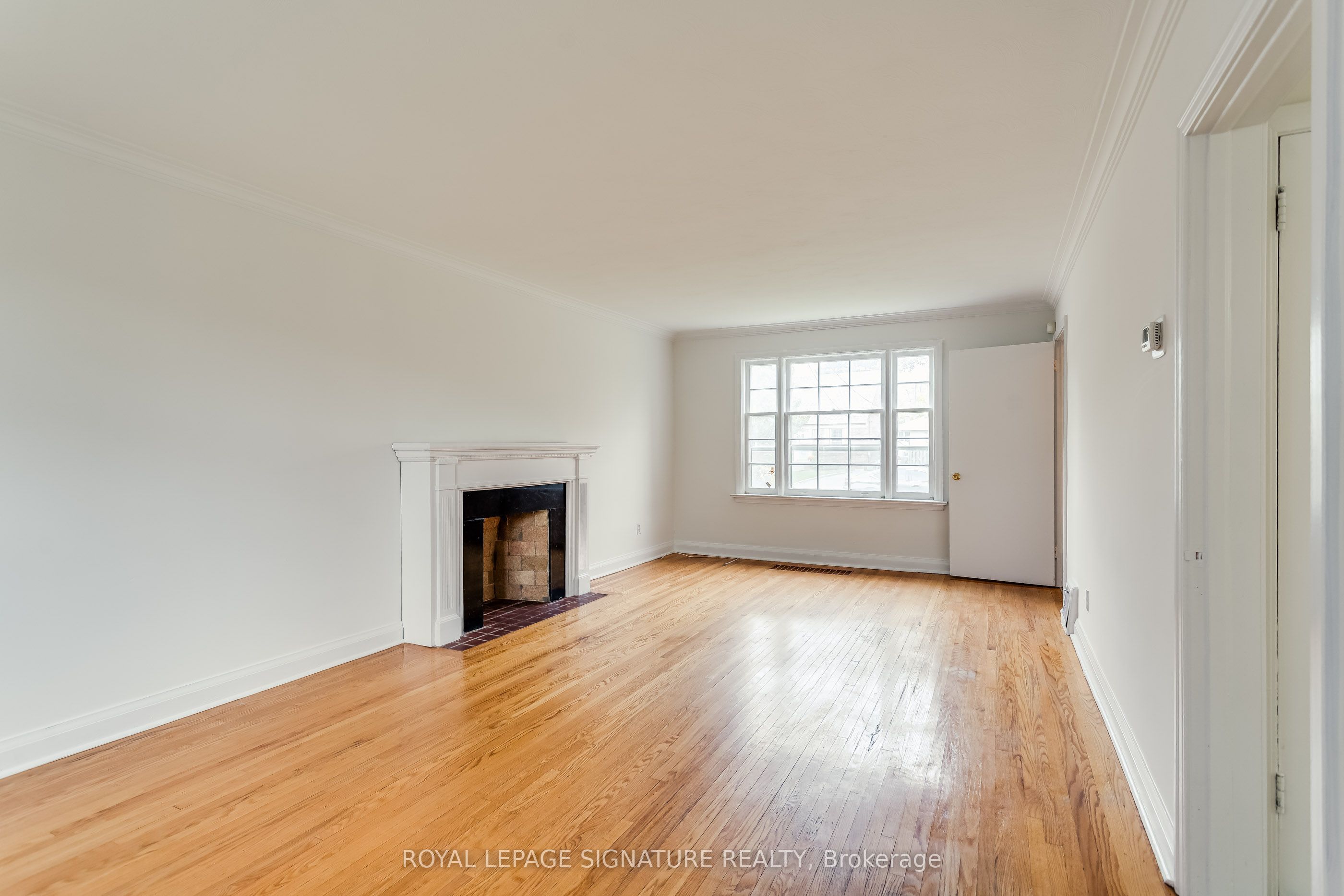 20 Silverton Avenue Property Photo 9