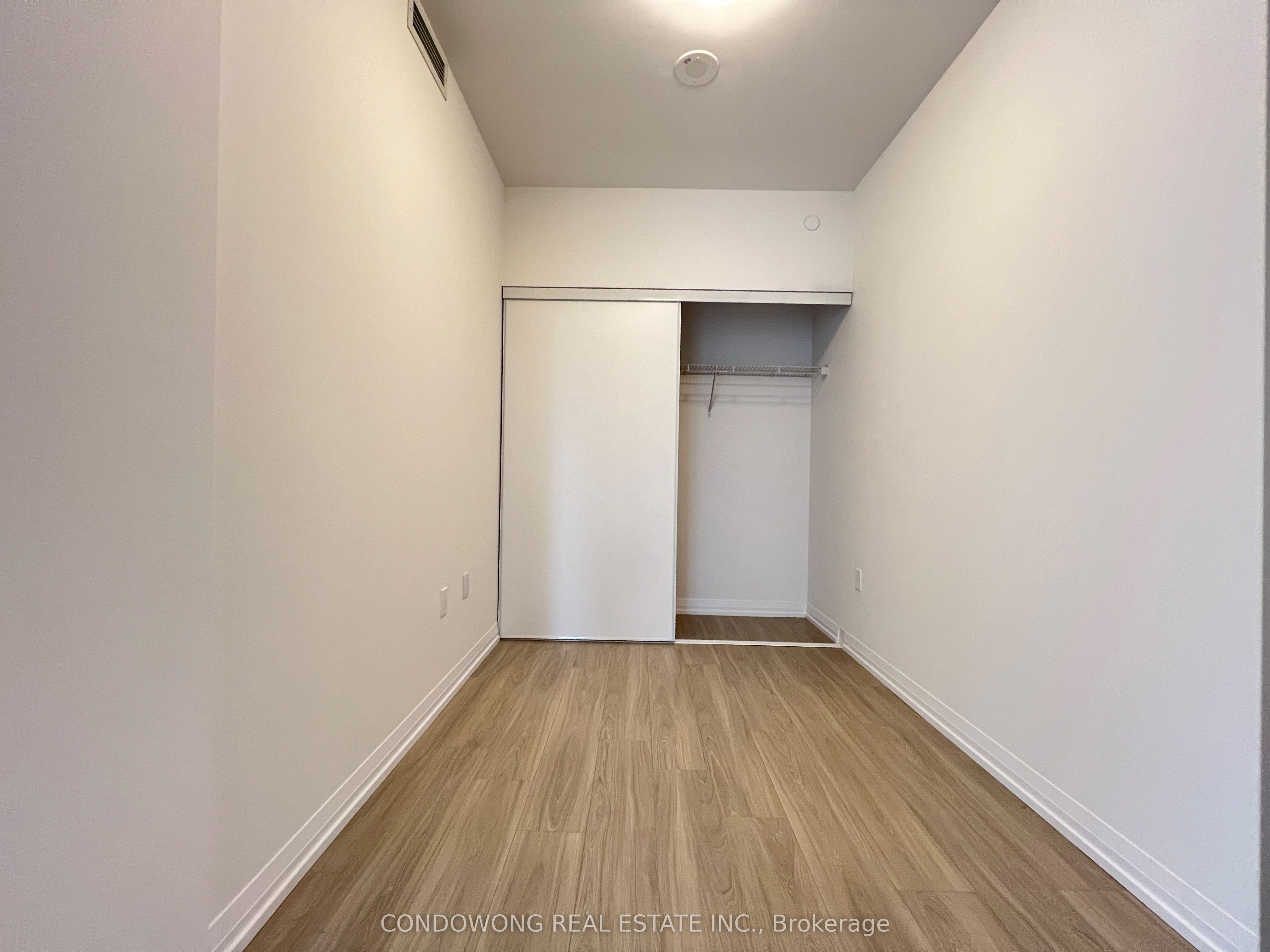 50 Dunfield Avenue 1019 Property Photo 15