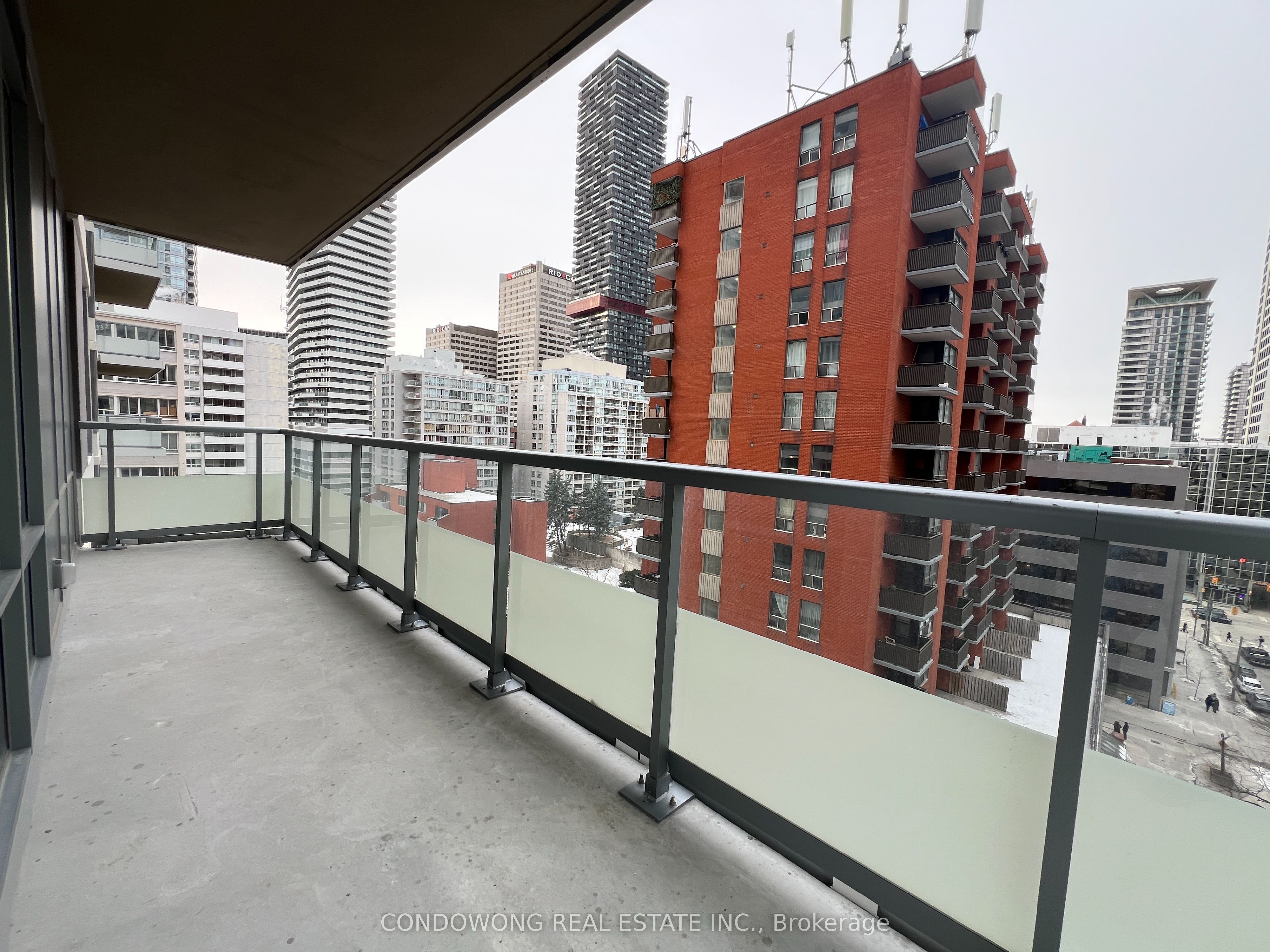 50 Dunfield Avenue 1019 Property Photo 20
