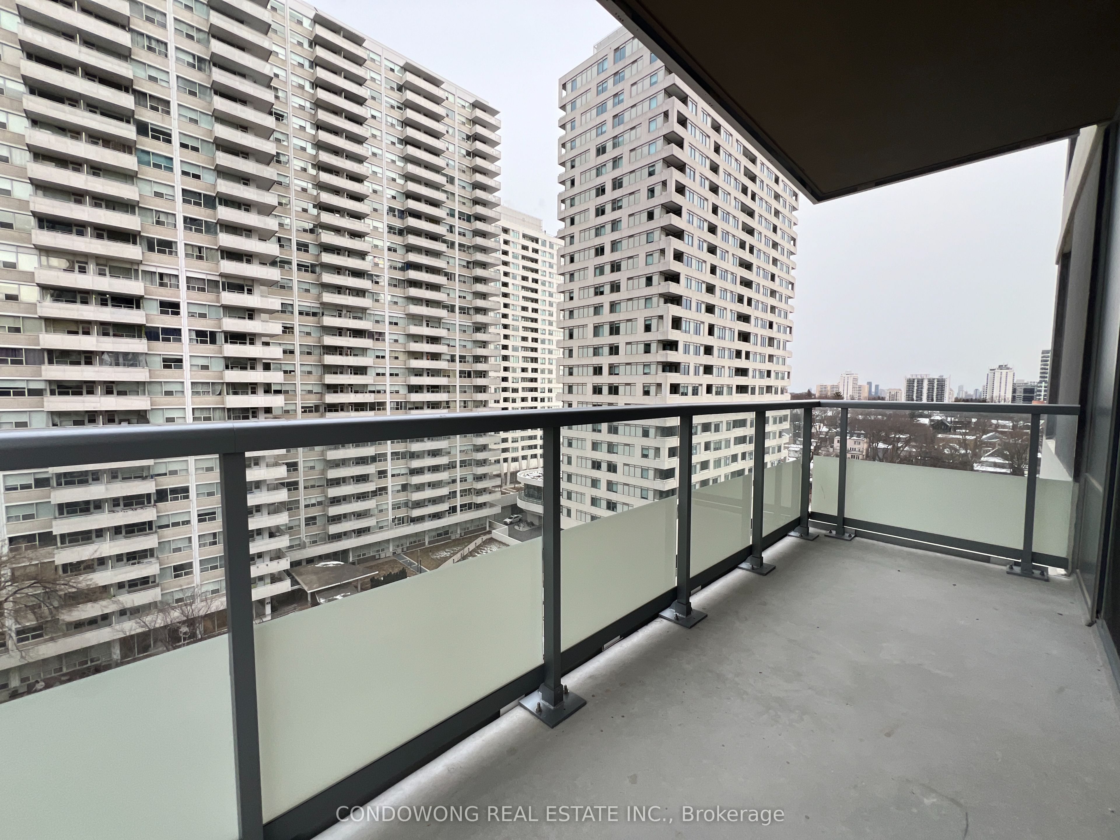 50 Dunfield Avenue 1019 Property Photo 21