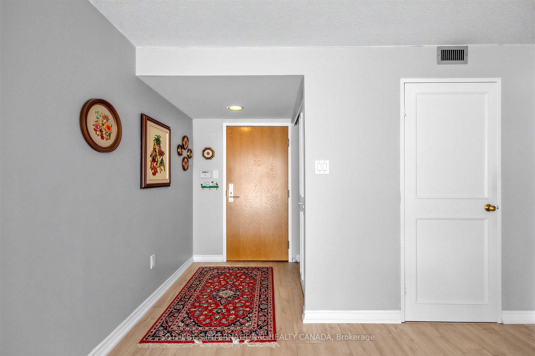 35 Church Street 202 Property Photo 2