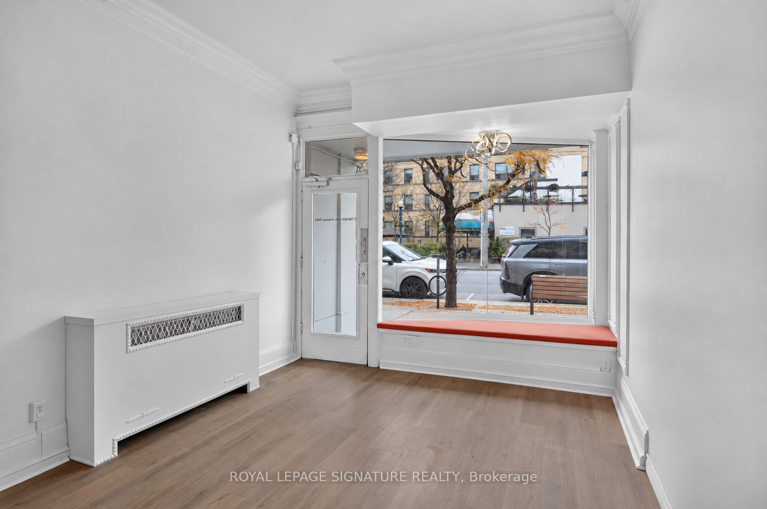 1136 Eglinton Avenue W Main Floor Property Photo 3