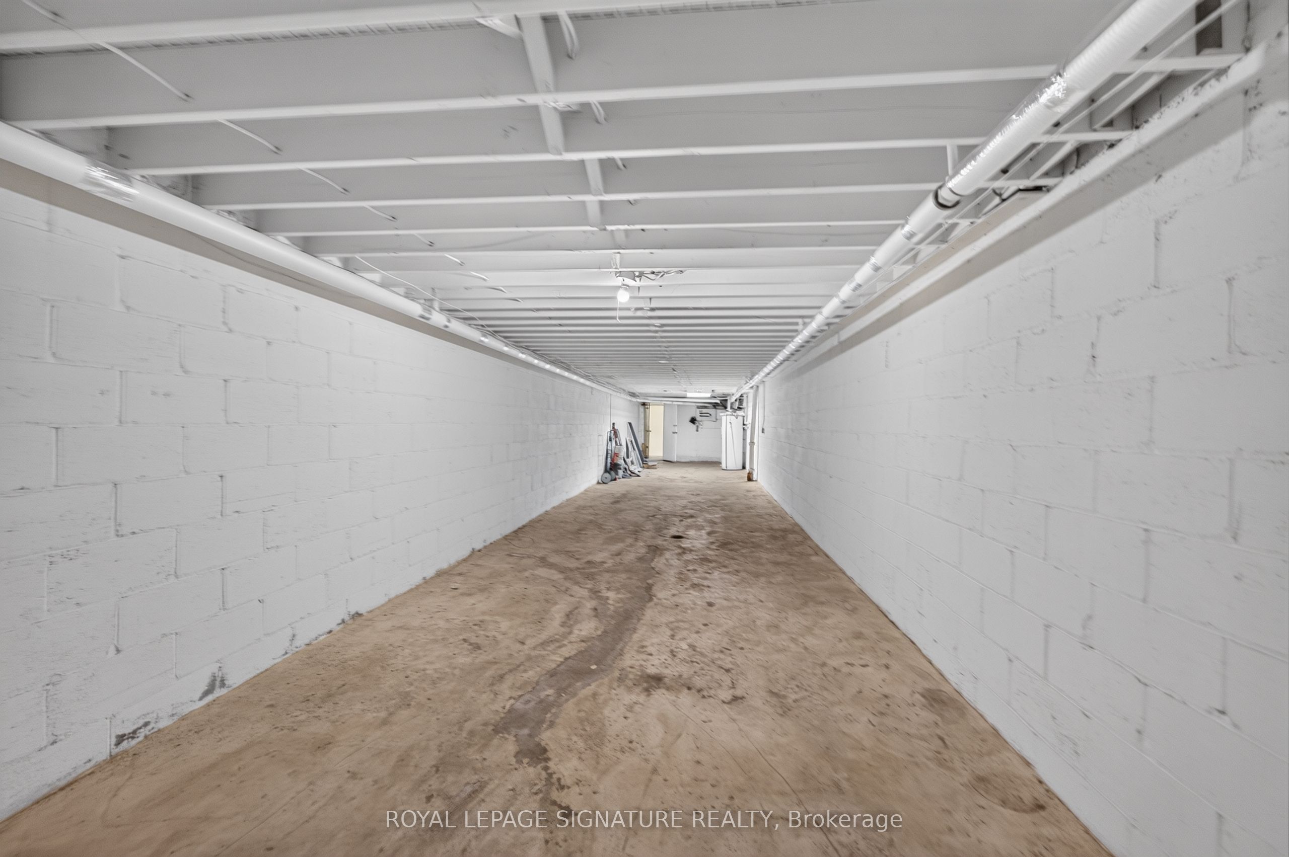1136 Eglinton Avenue W Main Floor Property Photo 15