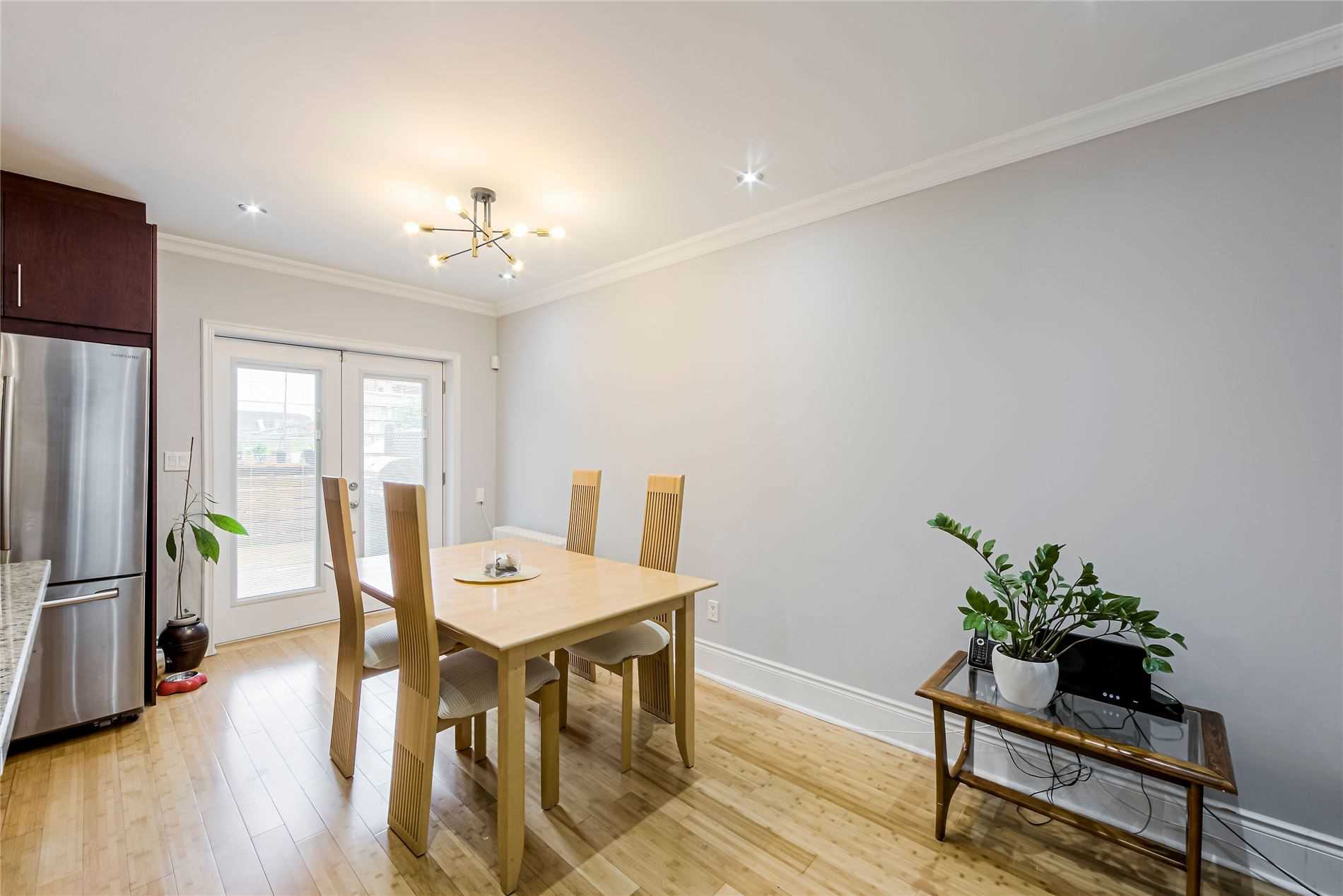 34 Roseneath Gdns Property Photo 10