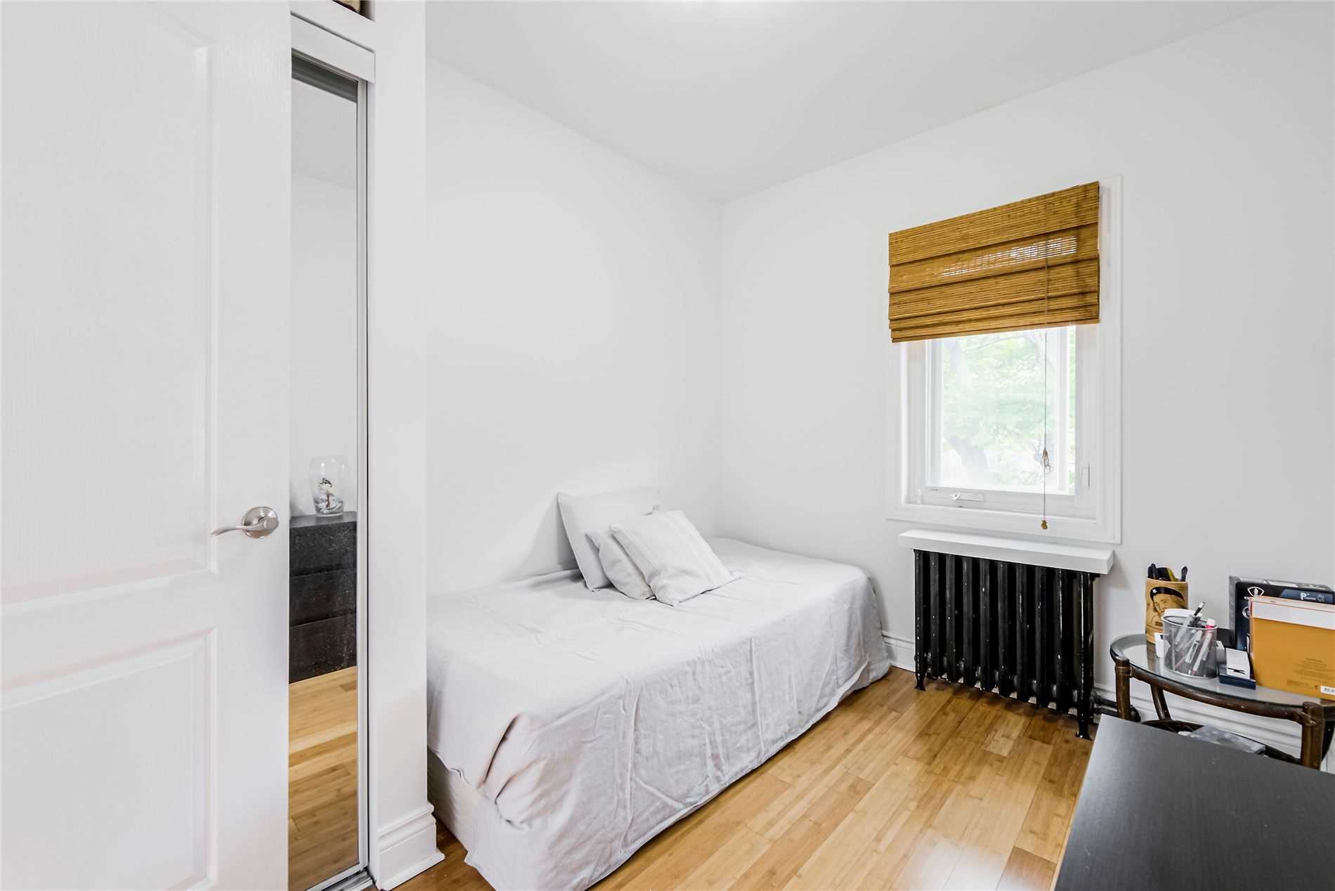 34 Roseneath Gdns Property Photo 21